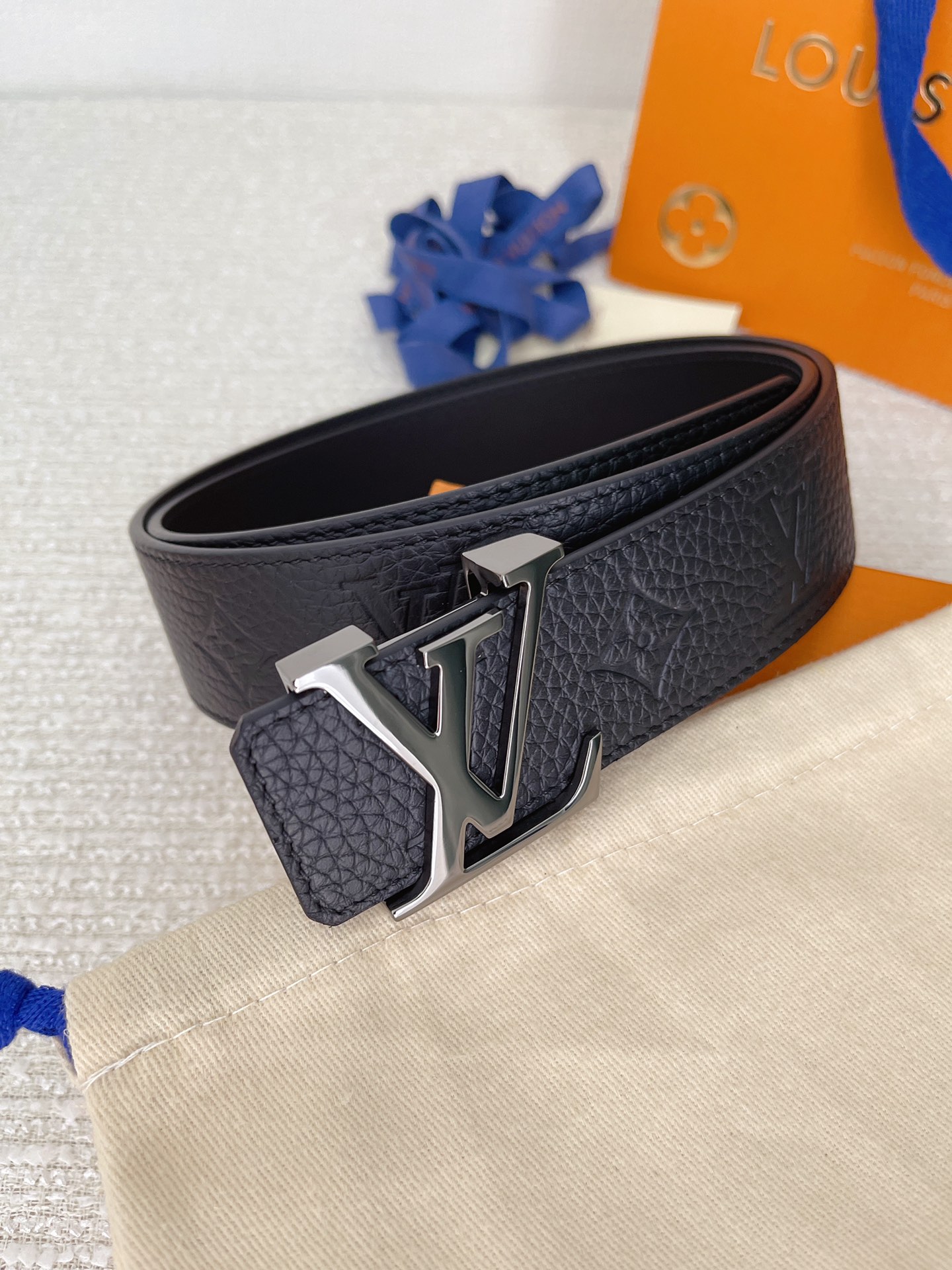 Louis Vuitton Male Basic Belt Cow Leather 13514-m-l