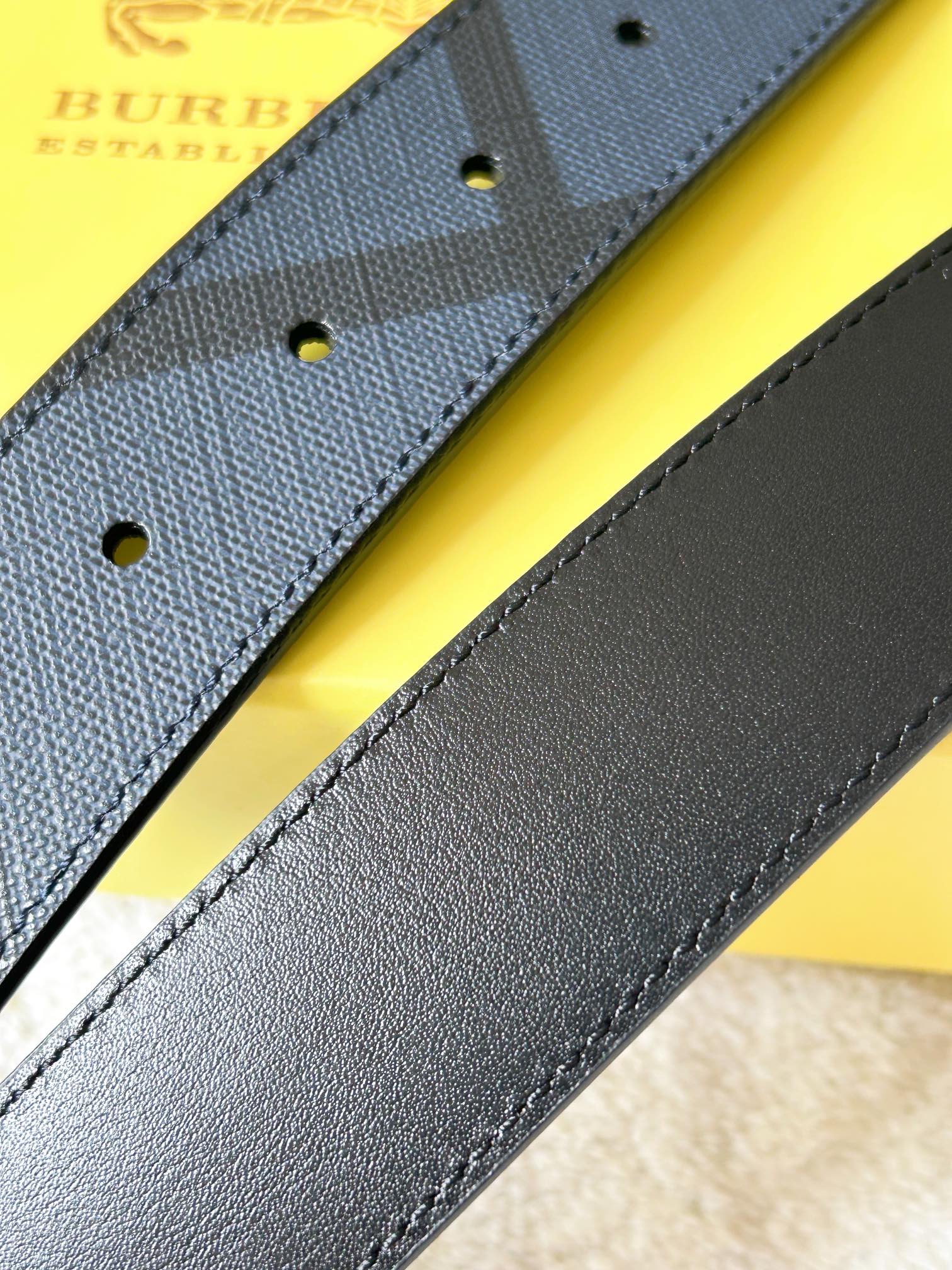 Burberry Male Basic Belt Cow Leather M-l