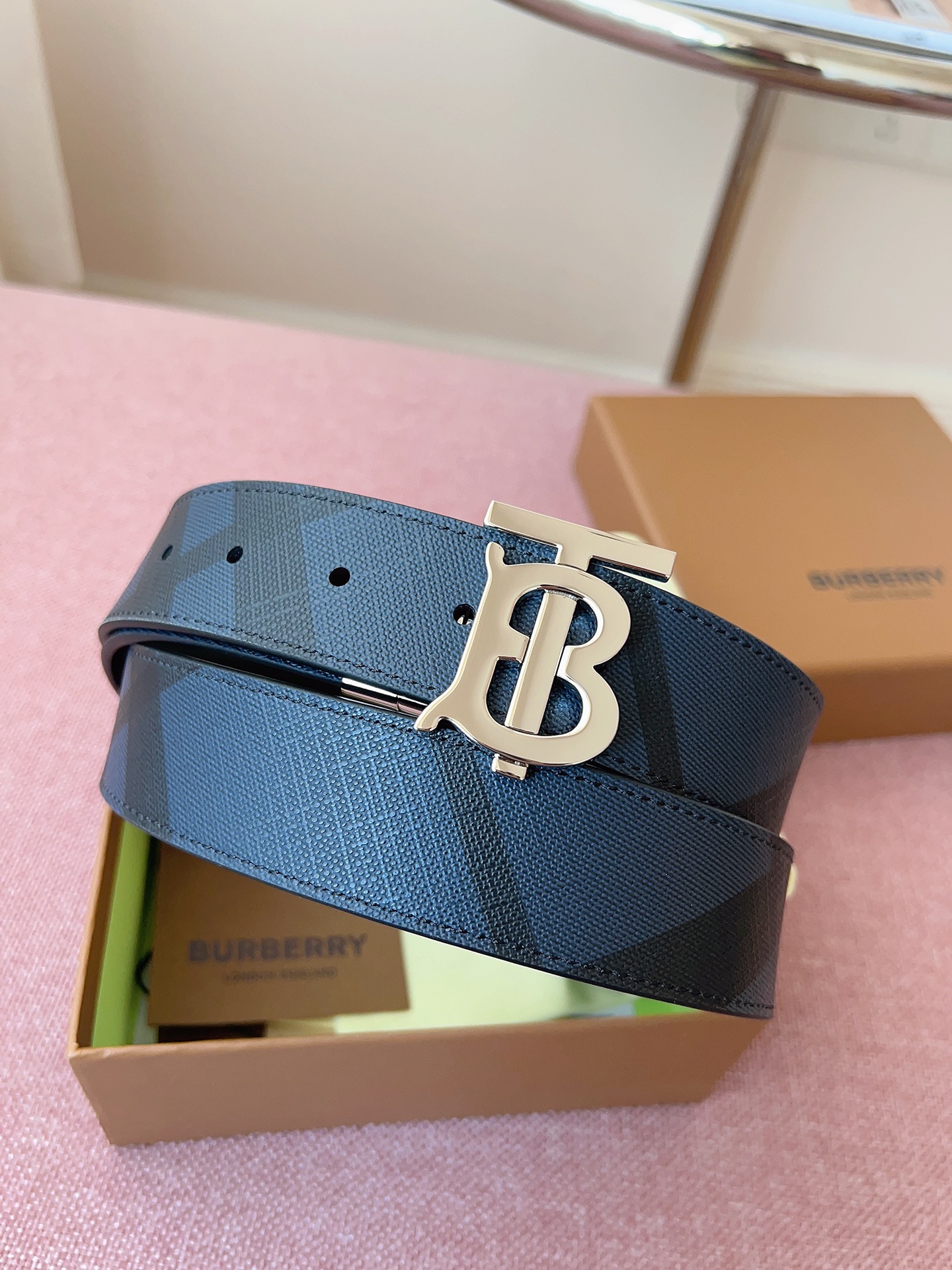 Burberry Basic Belt M