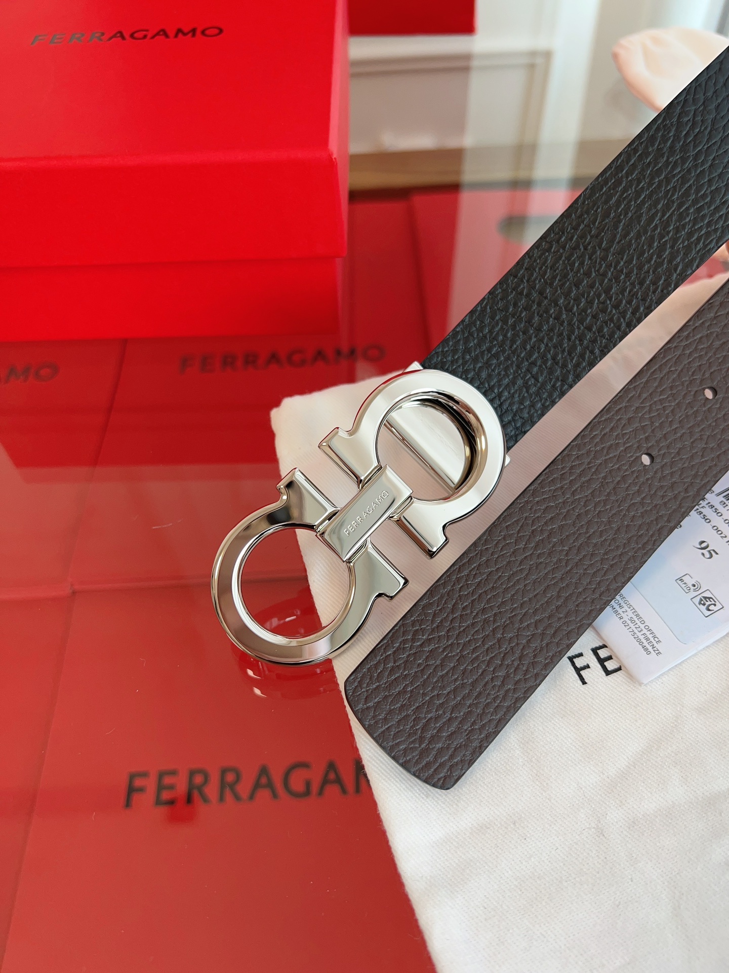 Salvatore Ferragamo Basic Belt Cow Leather M