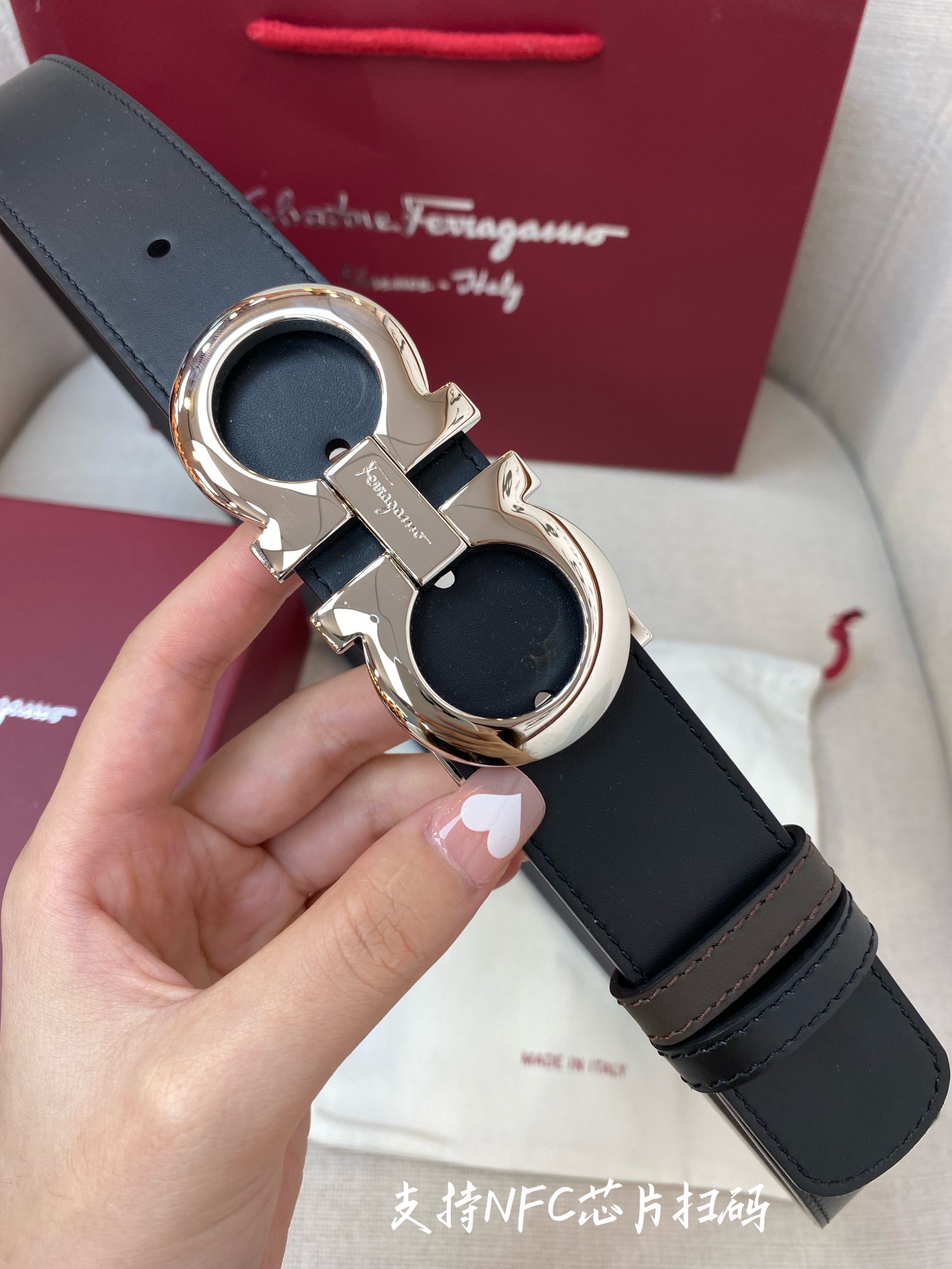 Salvatore Ferragamo Male Leather Belt M