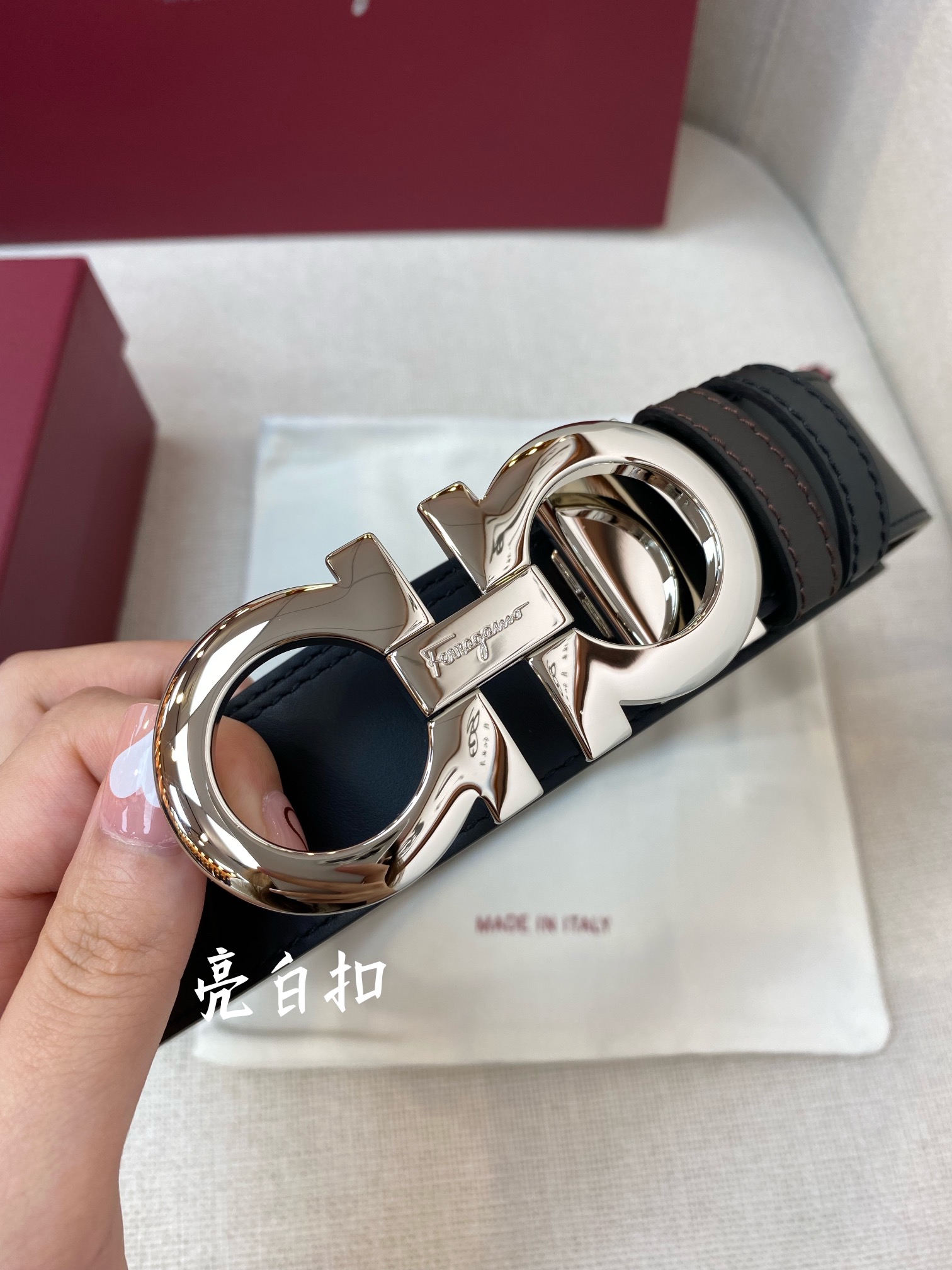 Salvatore Ferragamo Male Leather Belt M