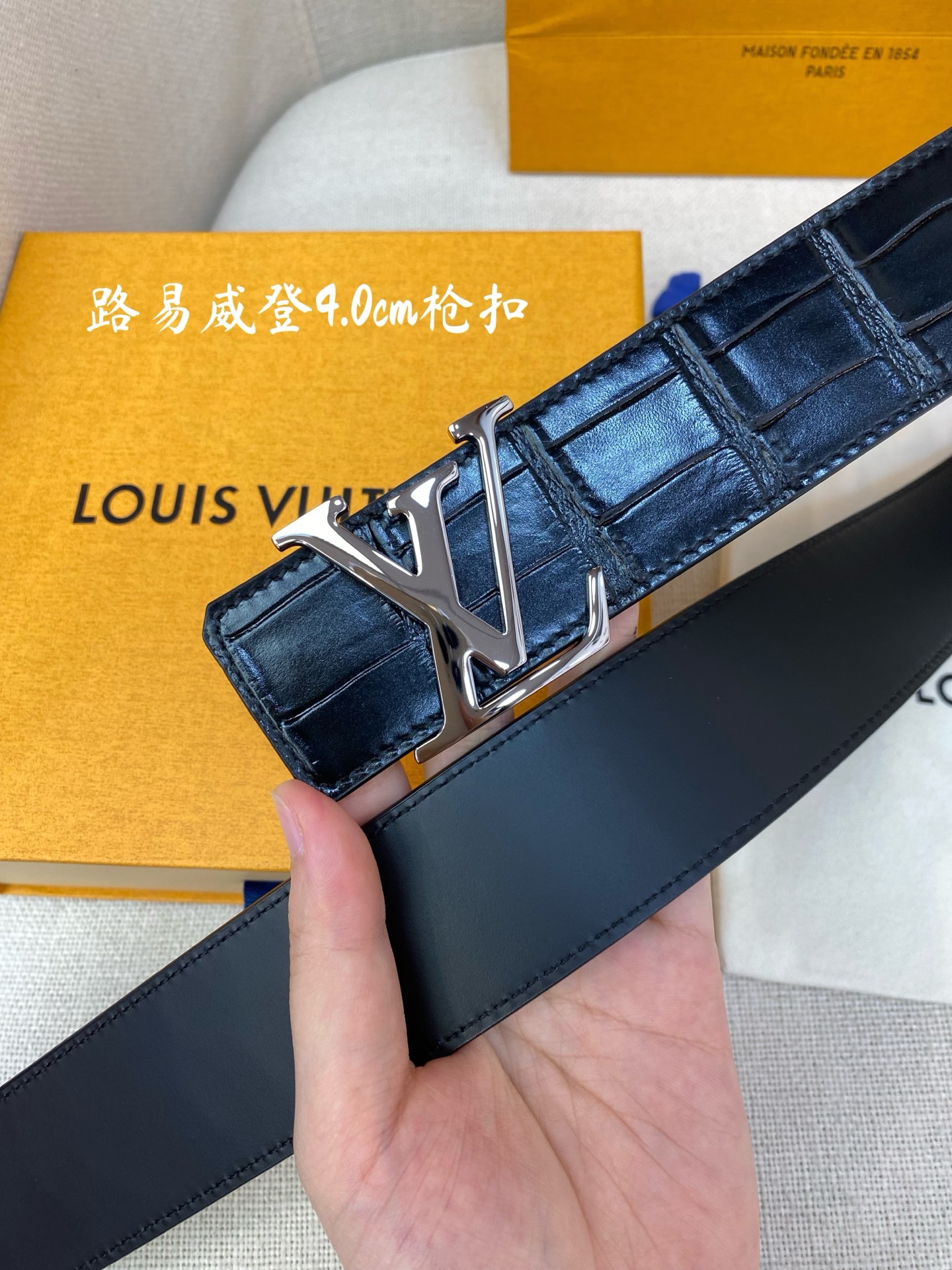 Louis Vuitton Male Basic Belt Cow Leather S-l