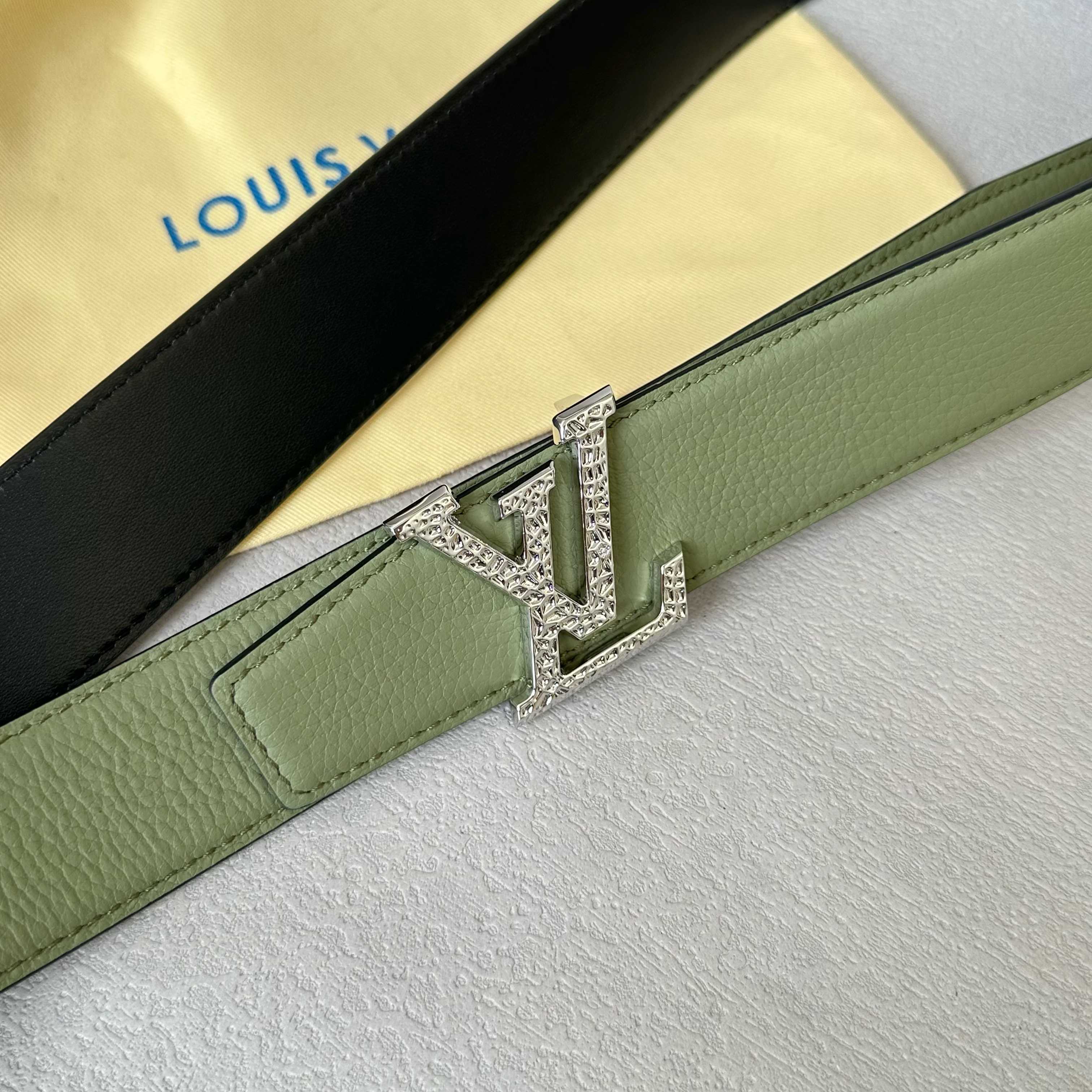 Louis Vuitton Male Basic Belt Cow Leather S-l