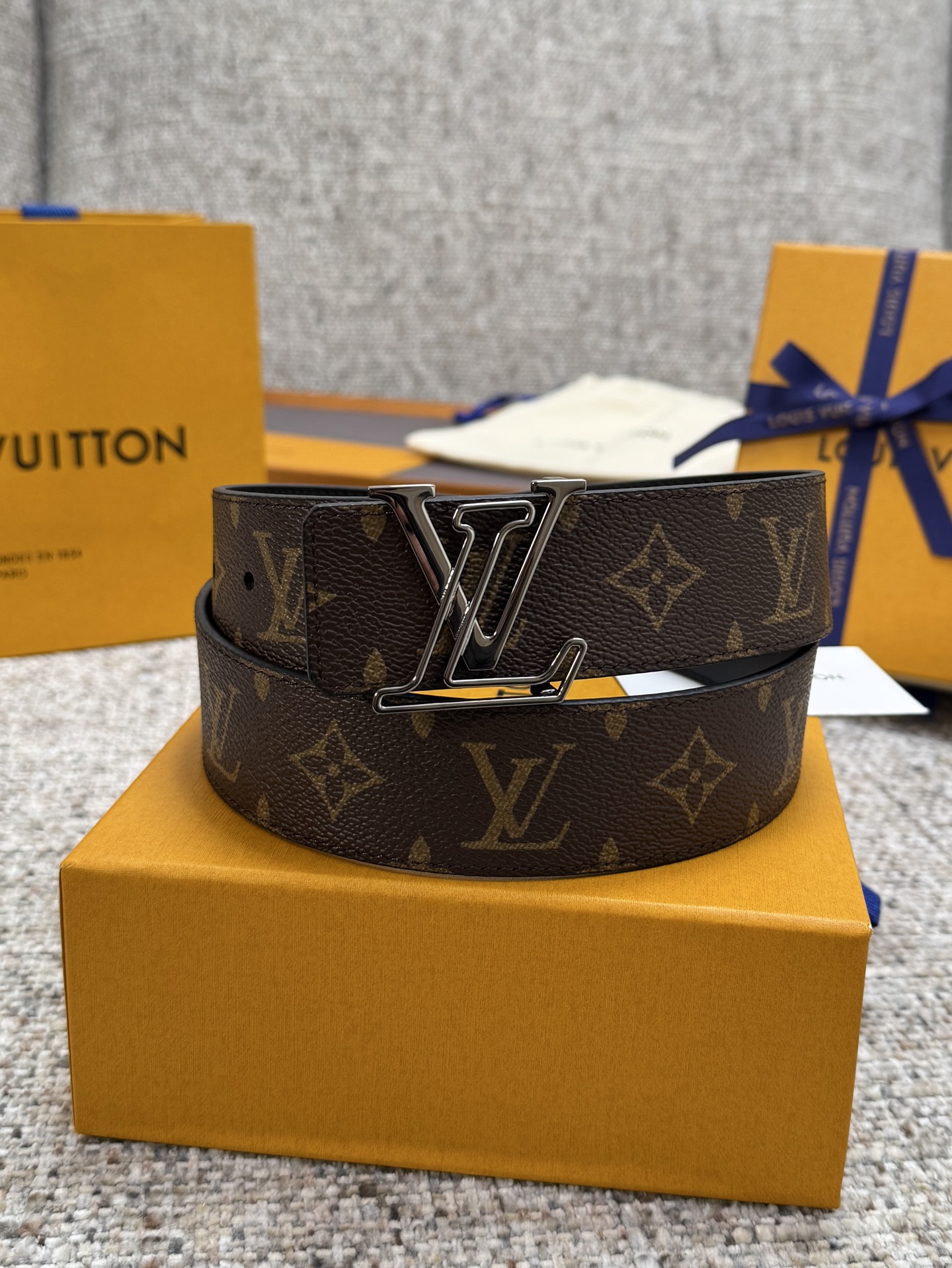 Louis Vuitton Basic Belt S-l