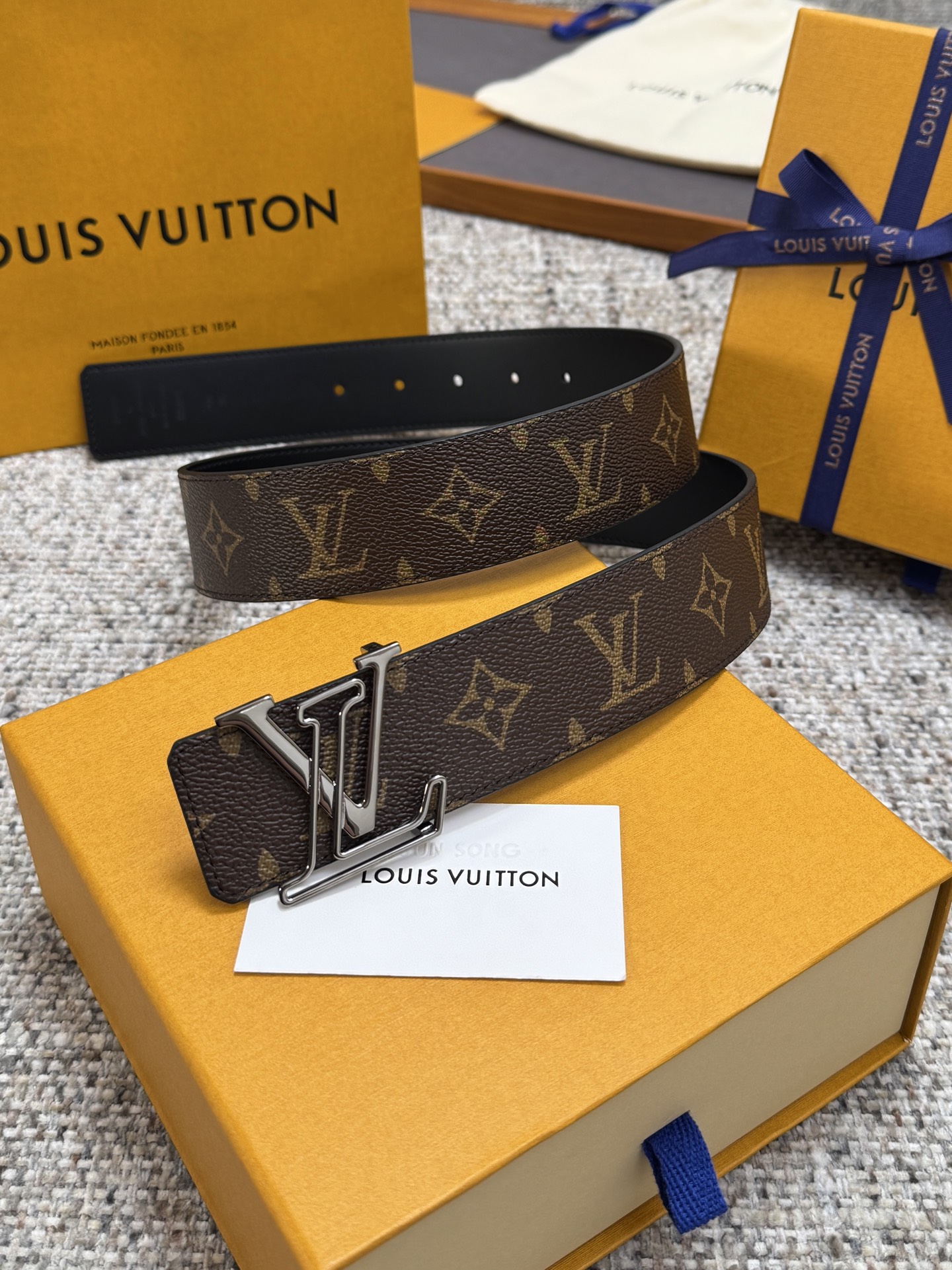 Louis Vuitton Basic Belt S-l