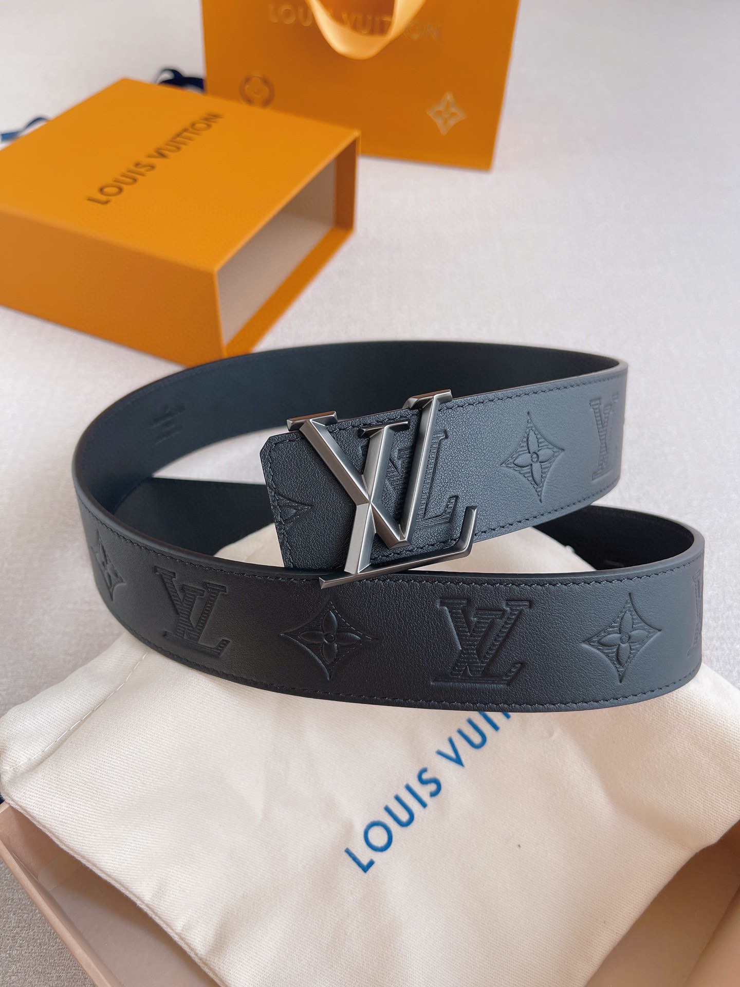Louis Vuitton Basic Belt Cow Leather 40mm-13514-m-l