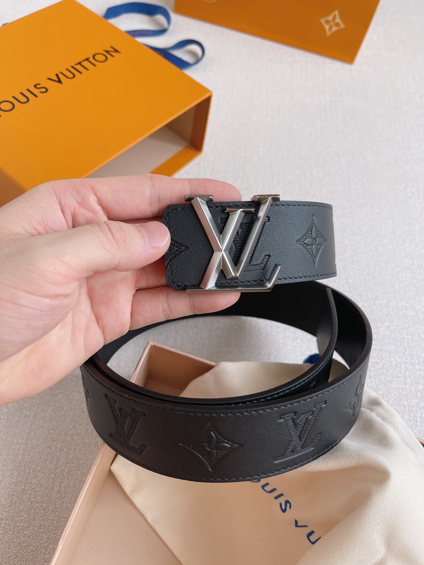 Louis Vuitton Basic Belt Cow Leather 40mm-13514-m-l