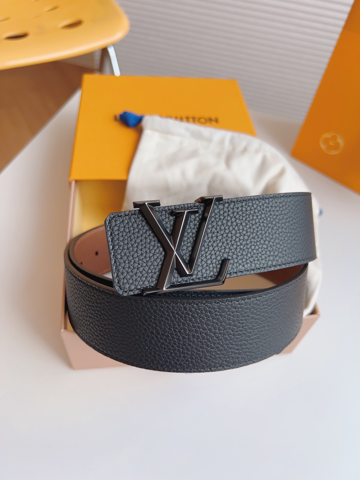 Louis Vuitton Leather Belt 13514-m-l
