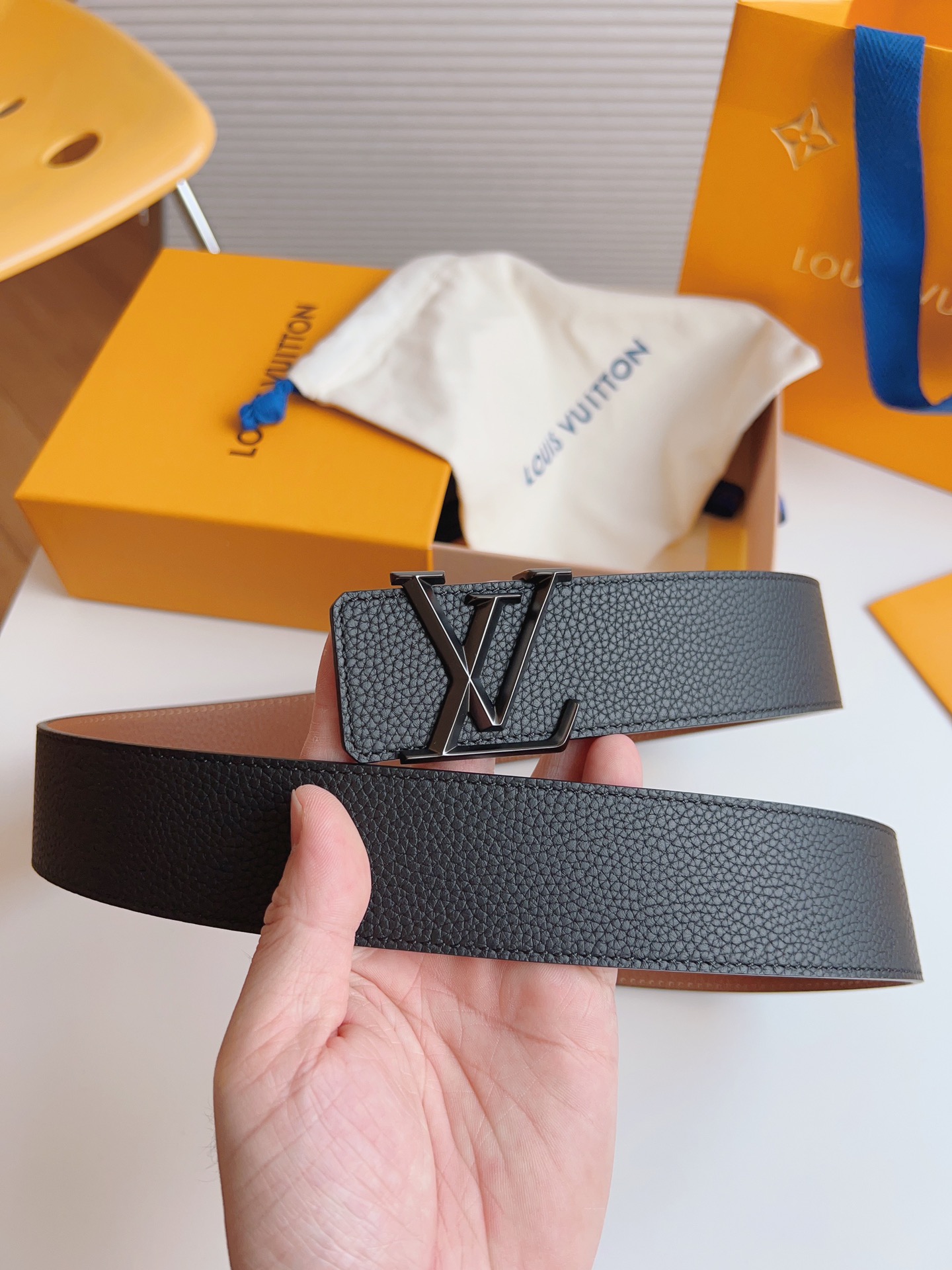 Louis Vuitton Leather Belt 13514-m-l