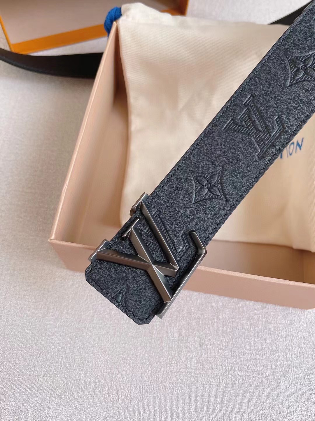Louis Vuitton Basic Belt Cow Leather 40mm-m-l