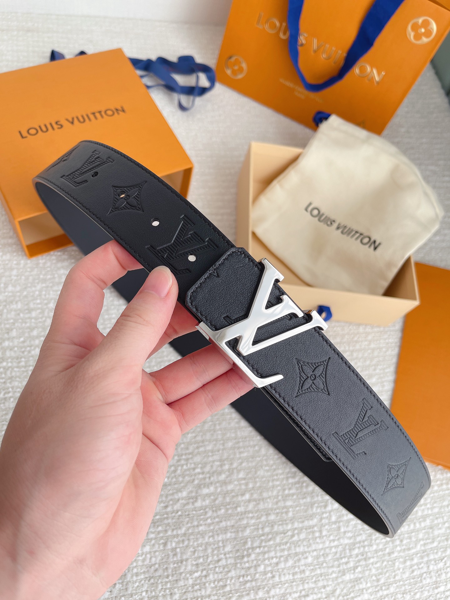 Louis Vuitton Male Basic Belt Cow Leather S-l