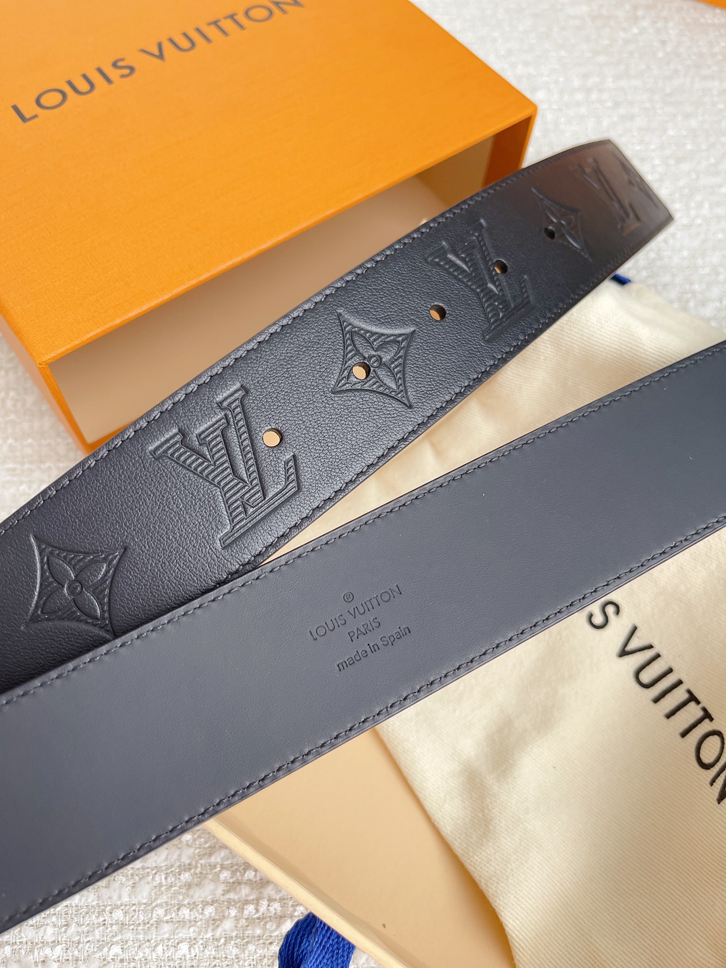 Louis Vuitton Male Basic Belt Cow Leather S-l