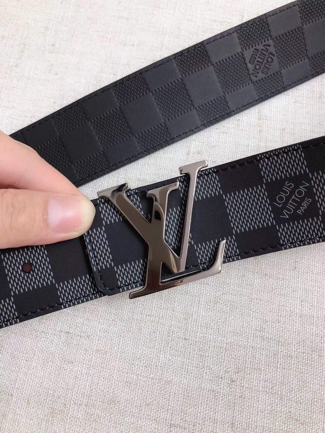 Louis Vuitton Male Leather Belt 40mm-s-m-l