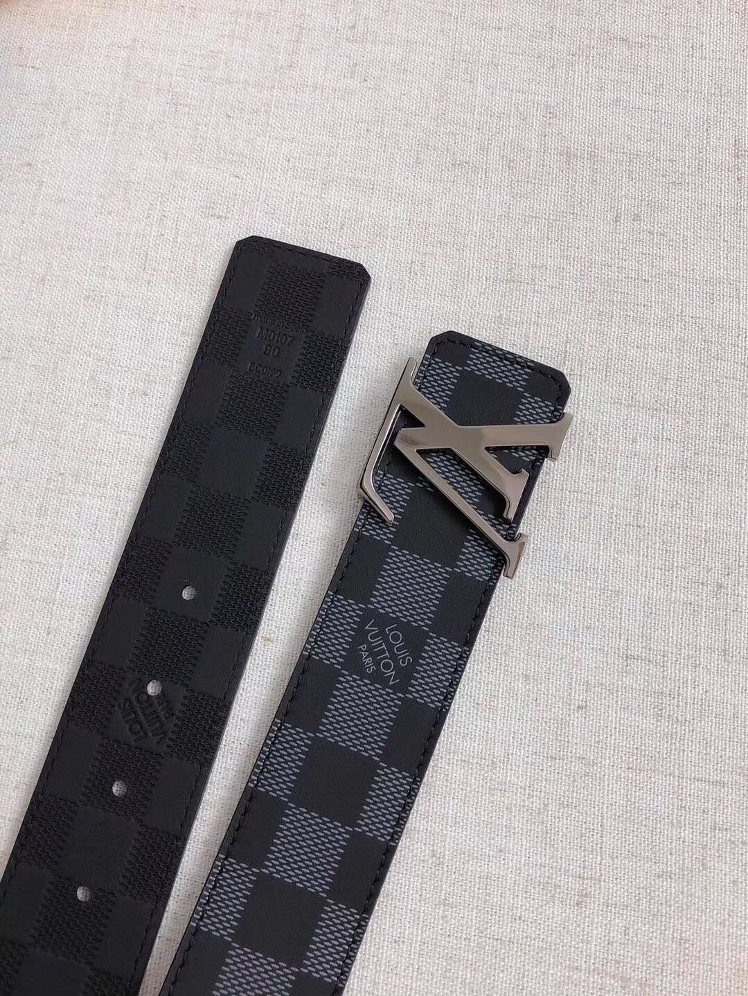 Louis Vuitton Male Leather Belt 40mm-s-m-l