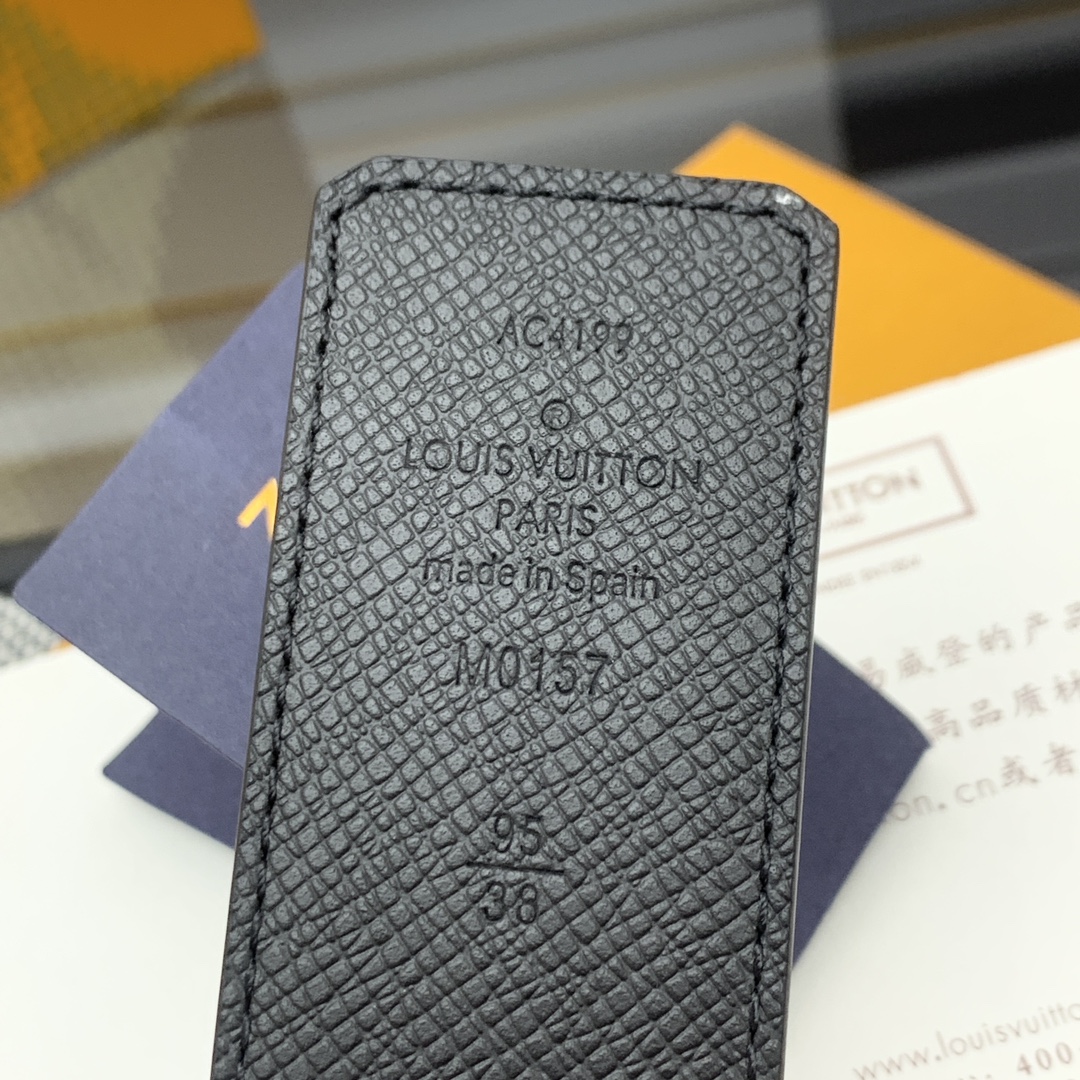 Louis Vuitton Male Basic Belt Cow Leather 13514-m-l