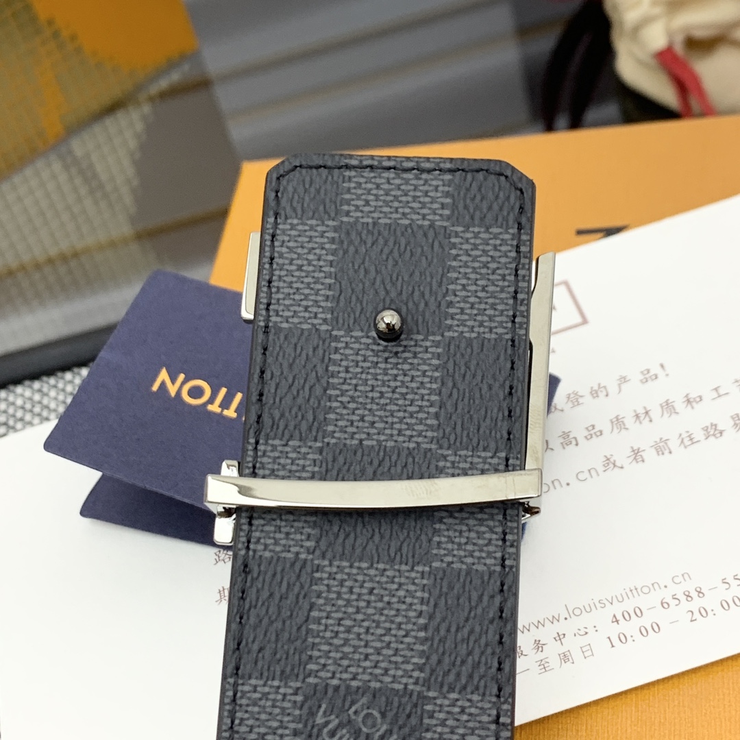 Louis Vuitton Male Basic Belt Cow Leather 13514-m-l