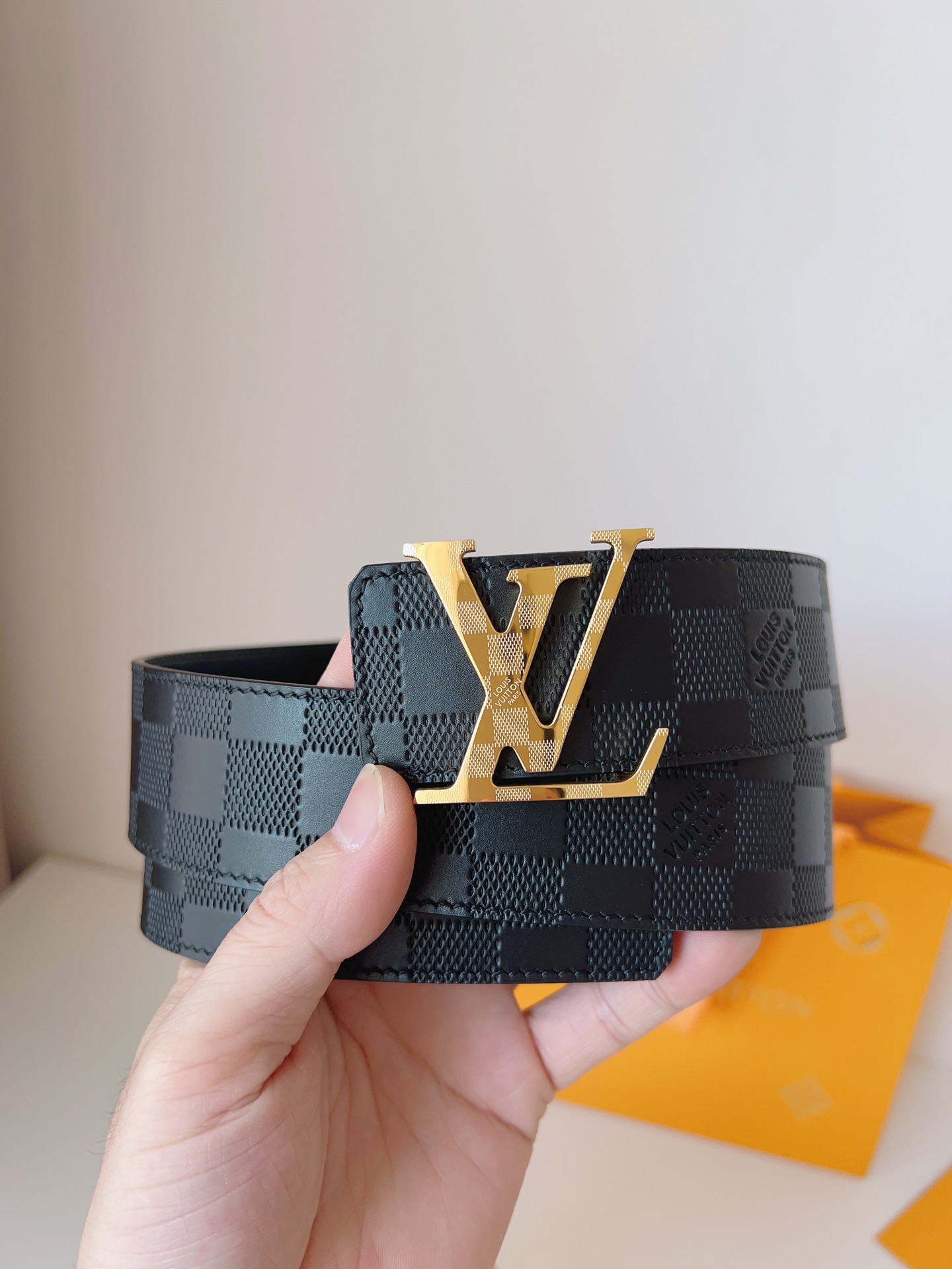 Louis Vuitton Male Basic Belt 40mm-l