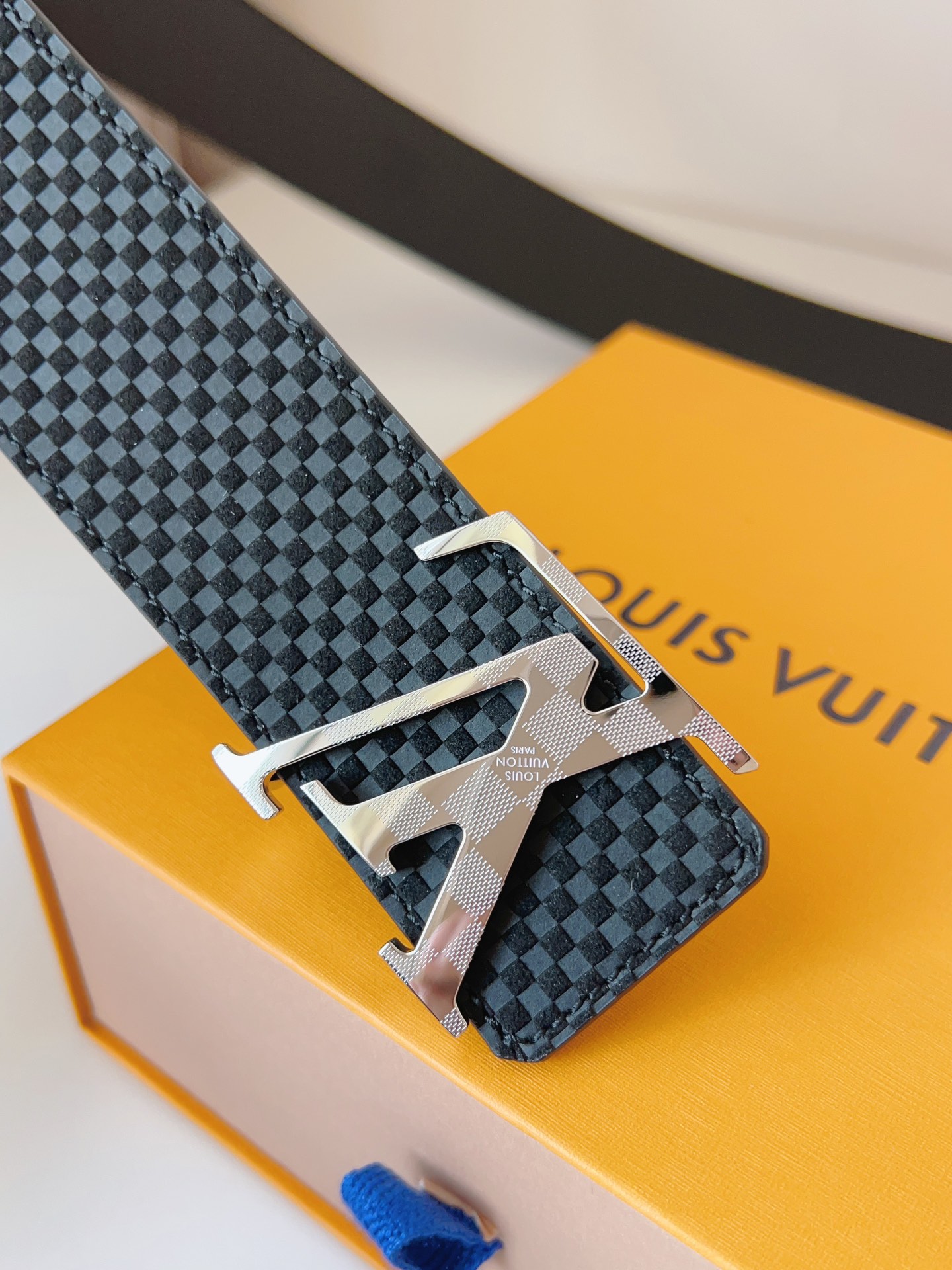 Louis Vuitton Male Basic Belt 40mm-l