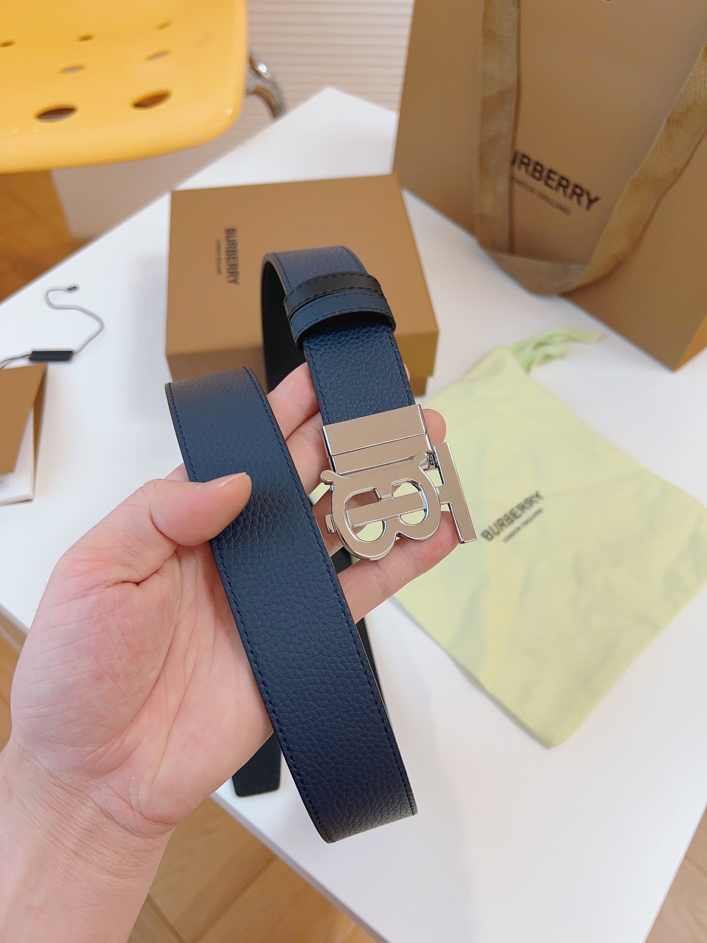 Burberry Basic Belt Top Grain Leather 34mm