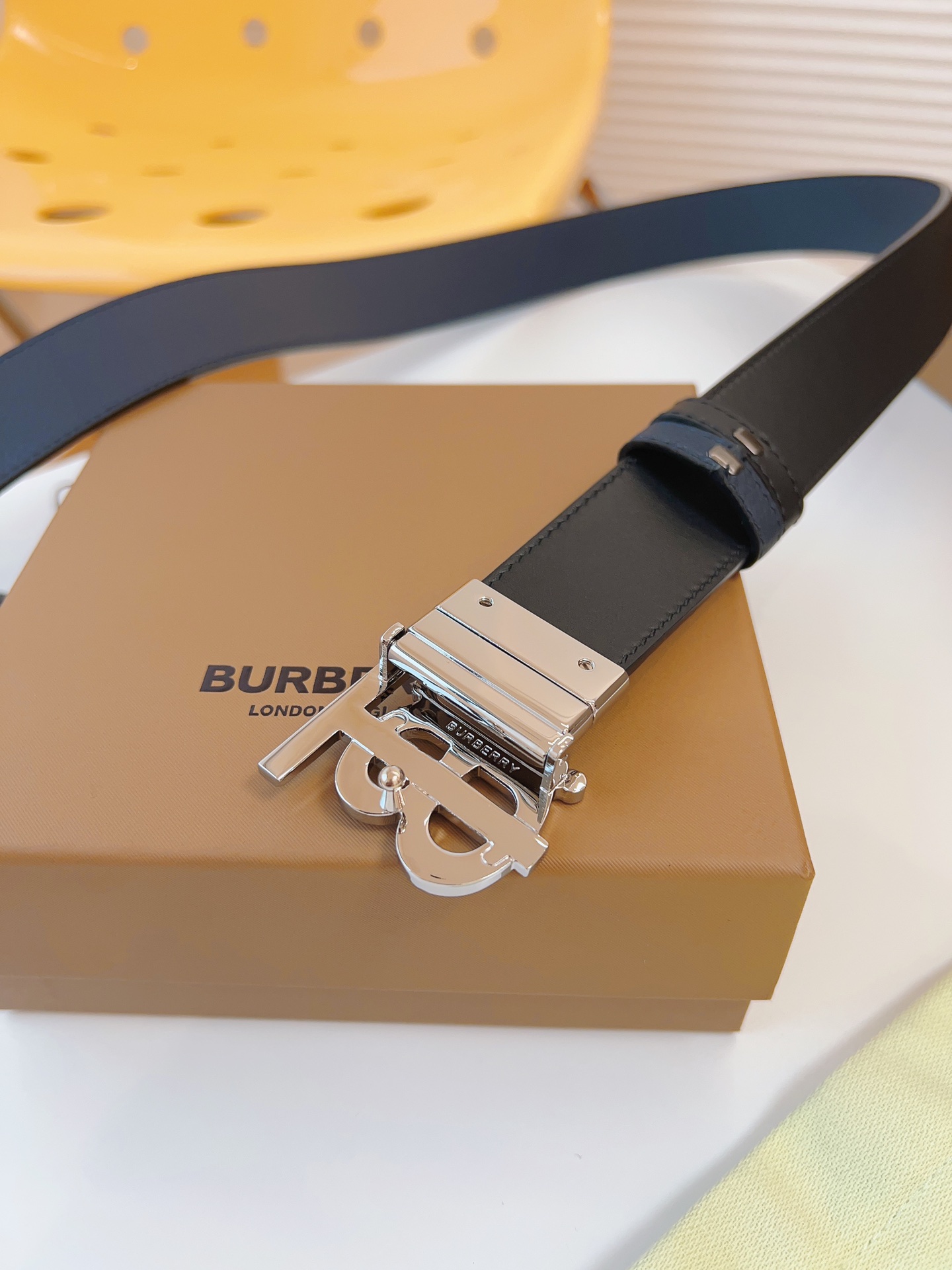 Burberry Basic Belt Top Grain Leather 34mm