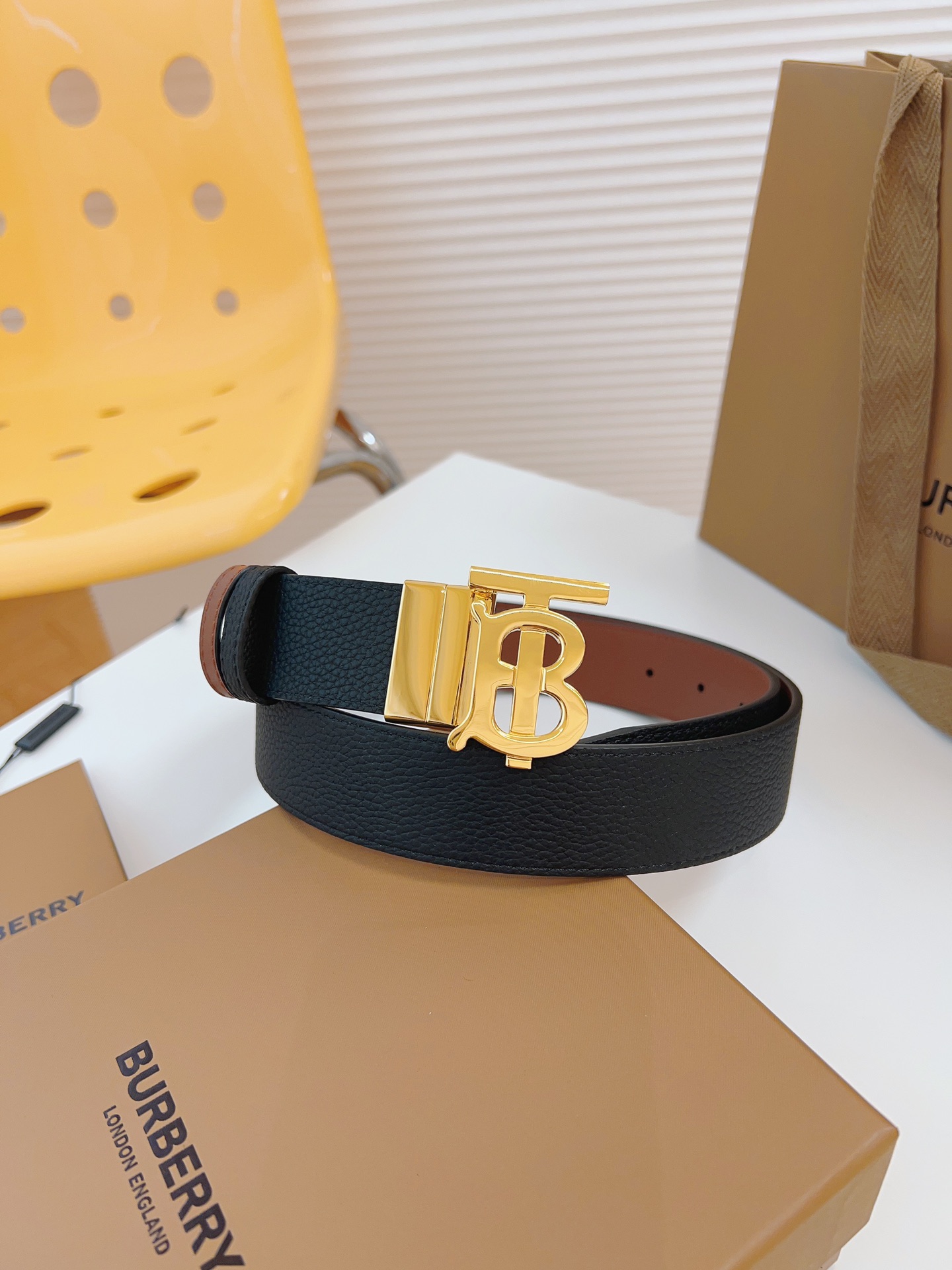 Burberry Basic Belt Top Grain Leather 34mm
