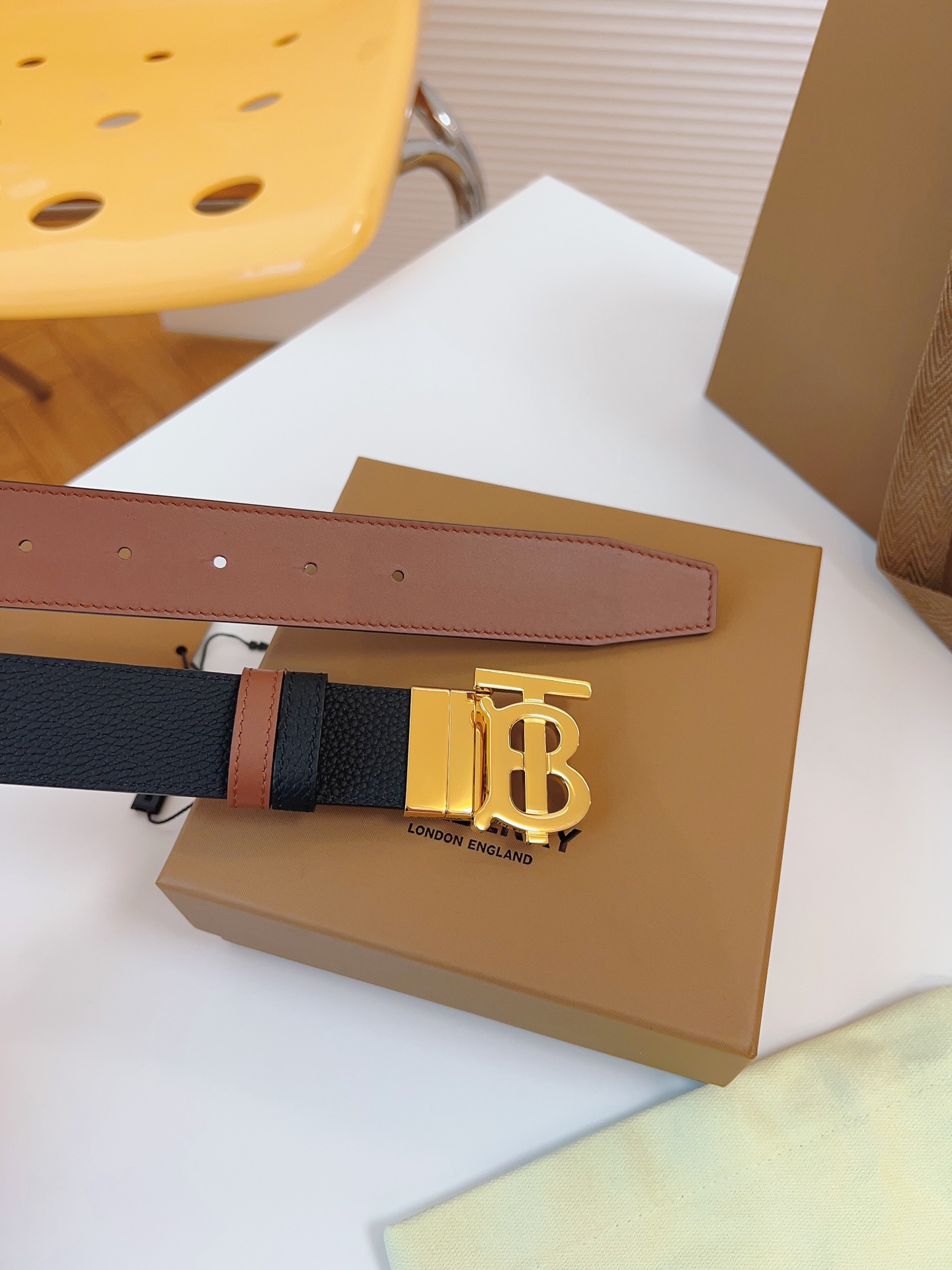 Burberry Basic Belt Top Grain Leather 34mm