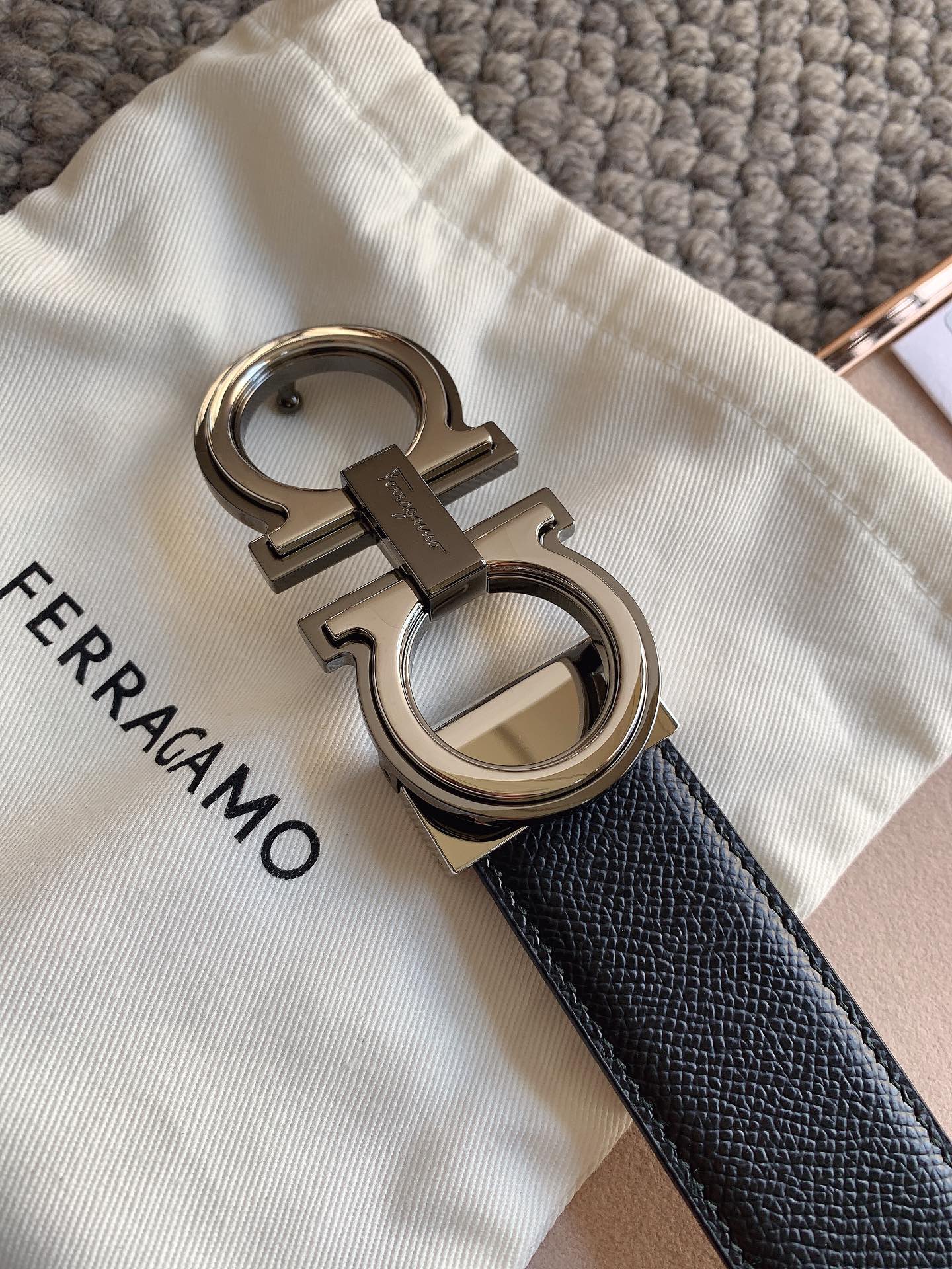 Salvatore Ferragamo Male Leather Belt
