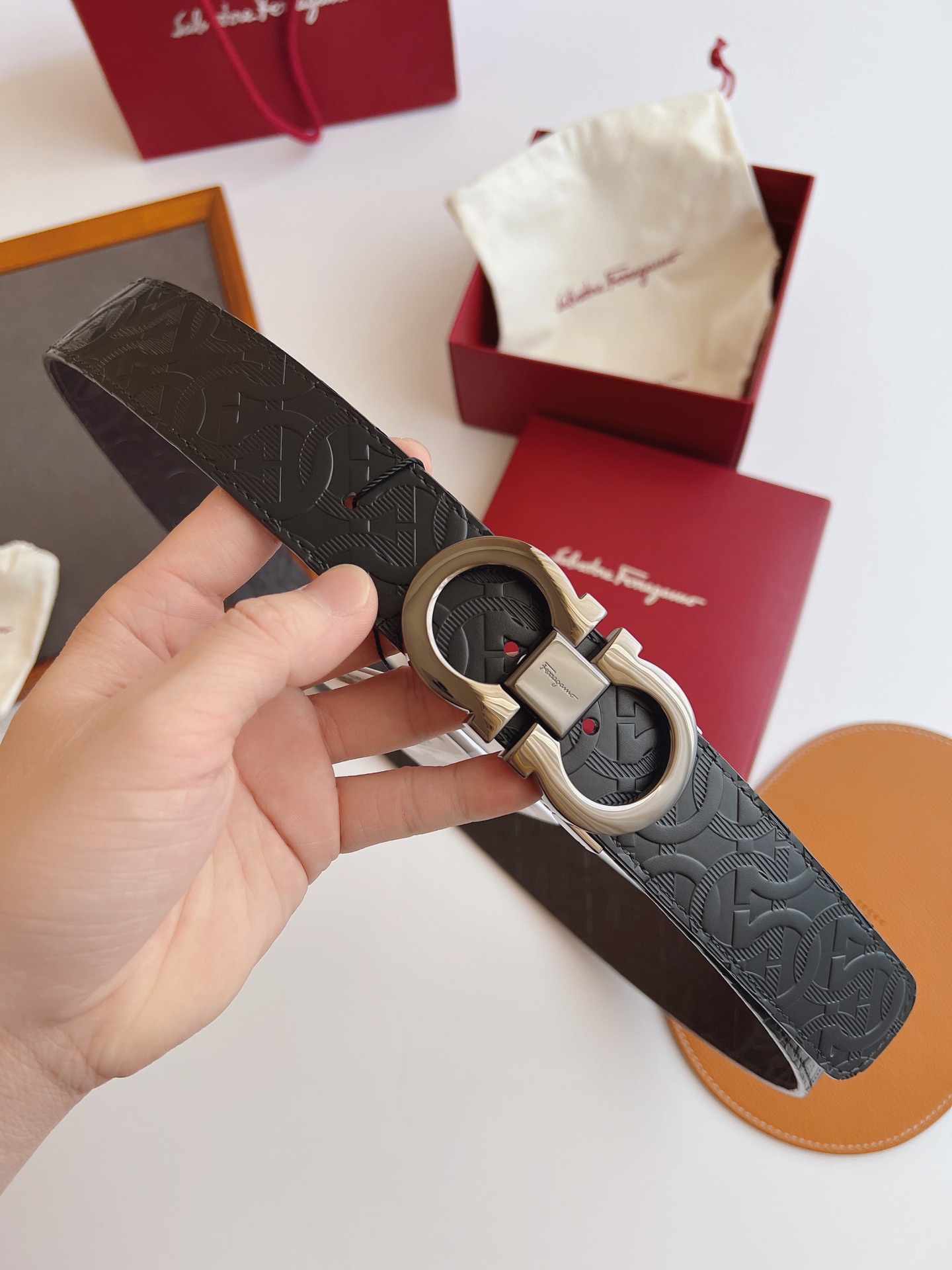 Salvatore Ferragamo Male Leather Belt Top Grain Leather M