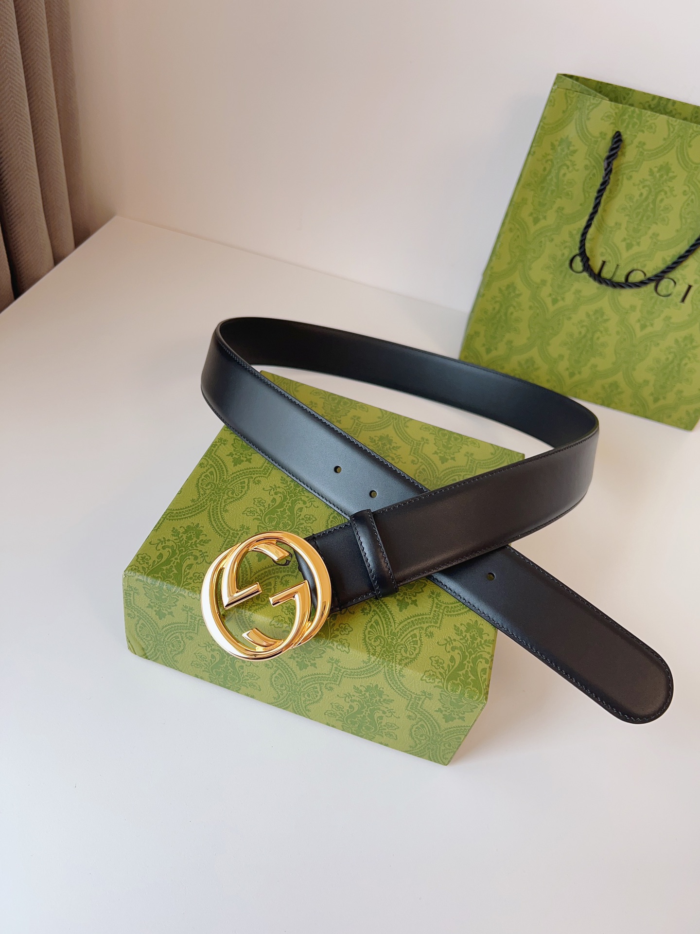 Gucci Male Leather Belt M