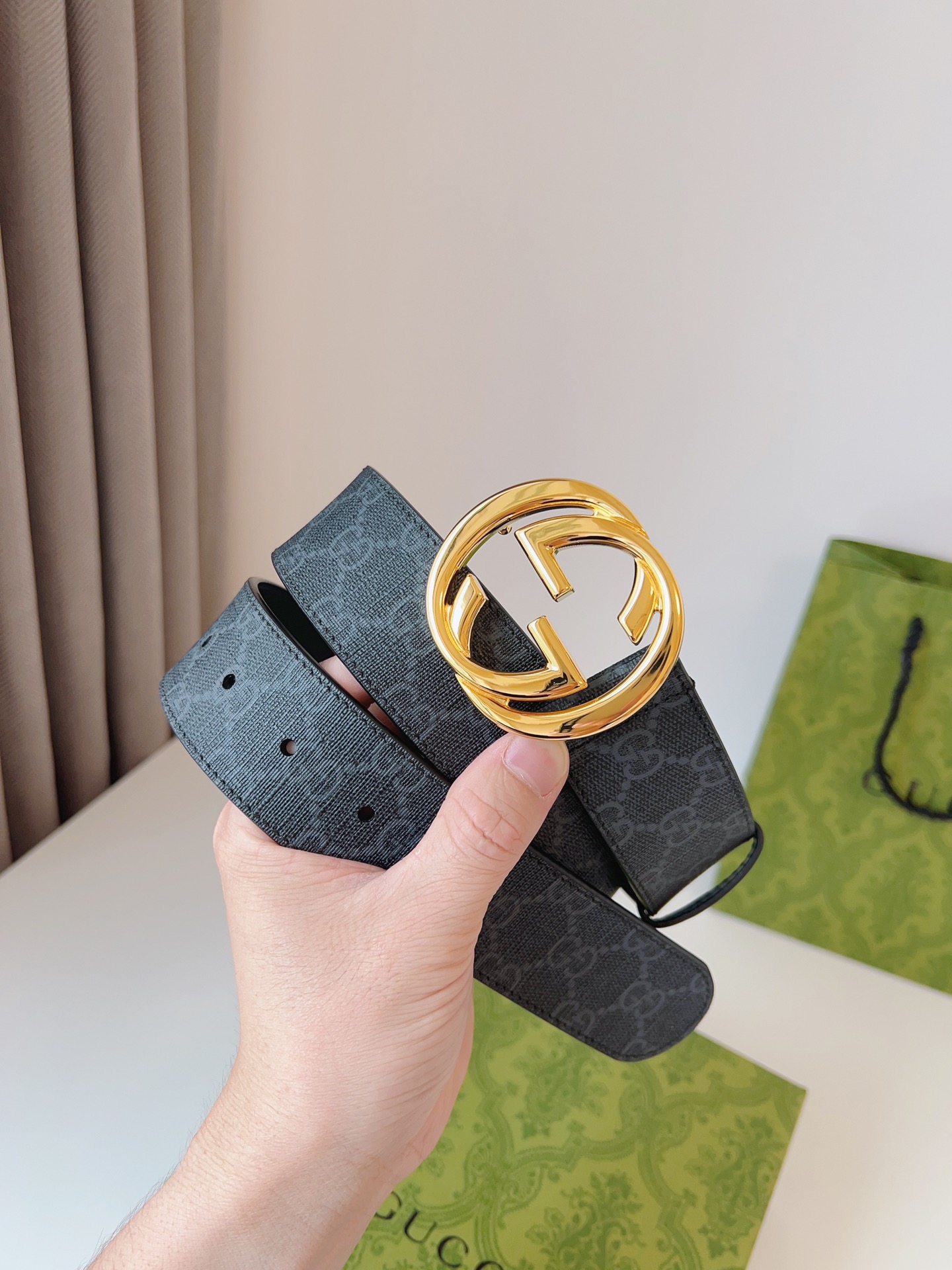 Gucci Male Leather Belt M