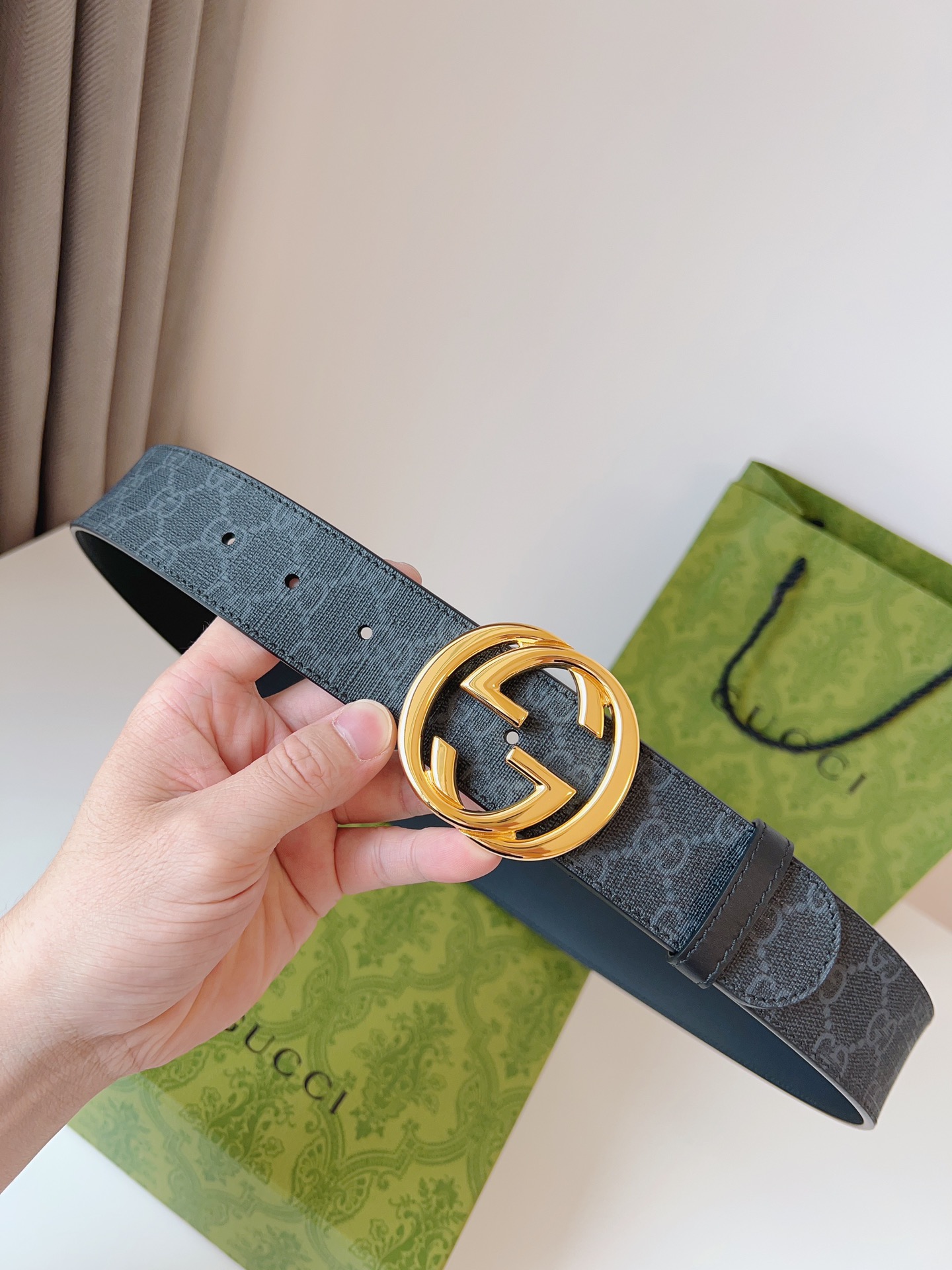 Gucci Male Leather Belt M