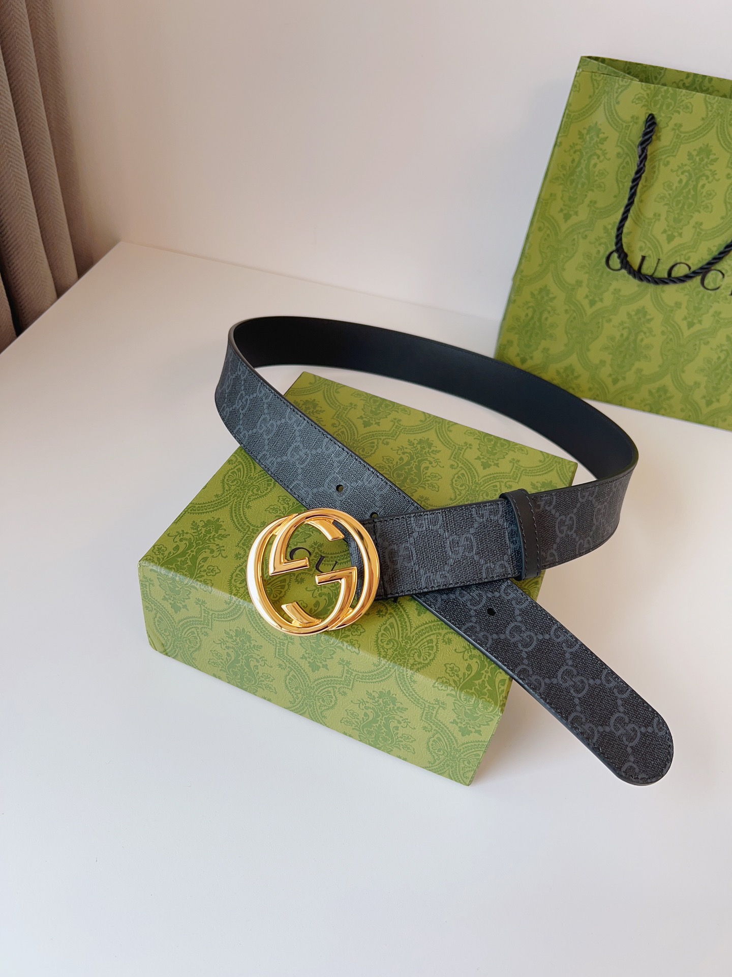 Gucci Male Leather Belt M