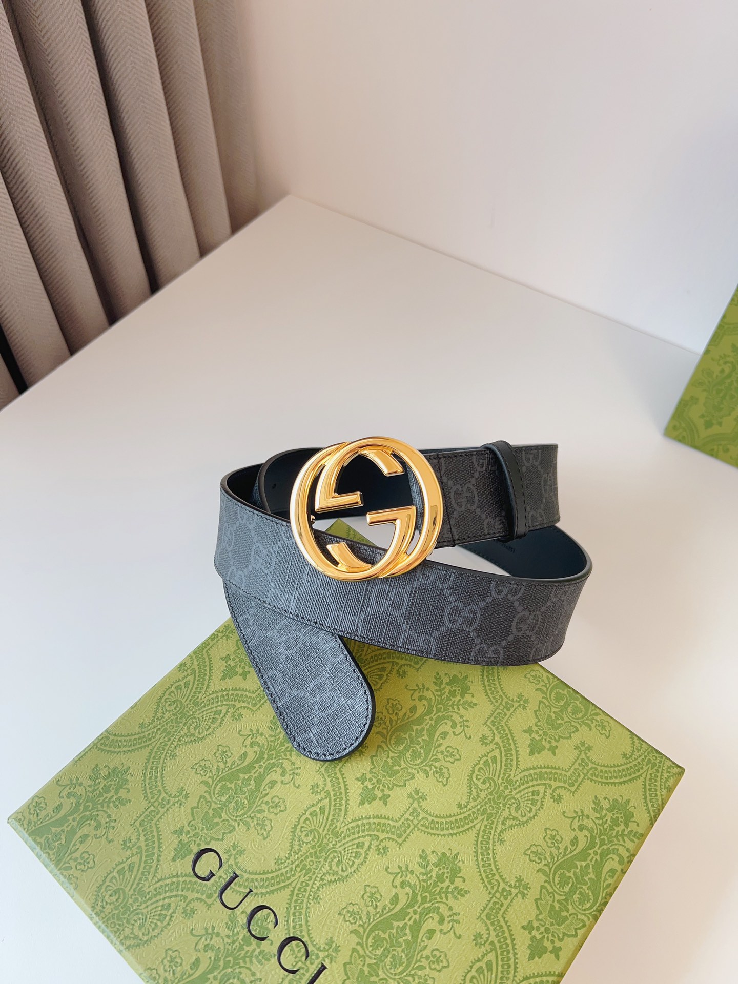 Gucci Male Leather Belt M