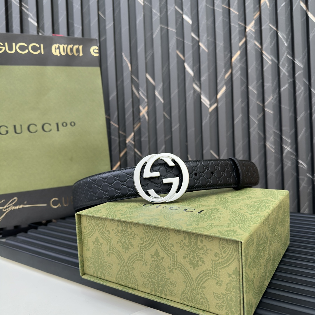 Gucci Leather Belt S-m
