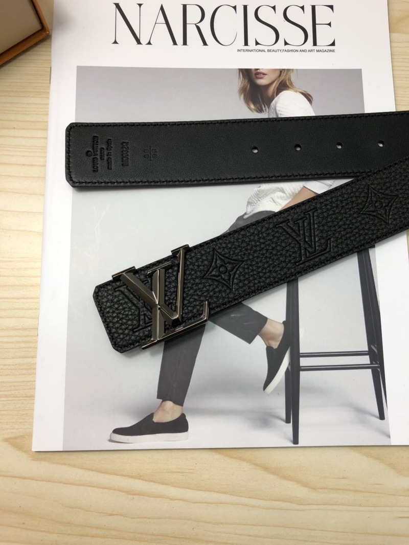 Louis Vuitton Leather Belt Top Grain Leather M-l