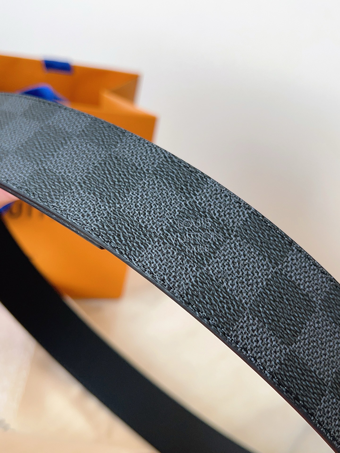 Louis Vuitton Leather Belt M-l