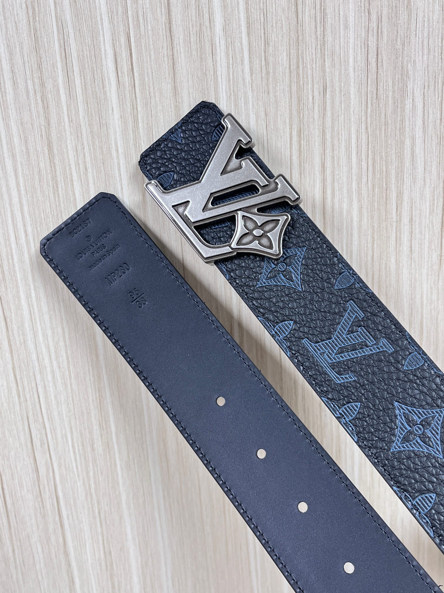 Louis Vuitton Basic Belt Cow Leather M-l