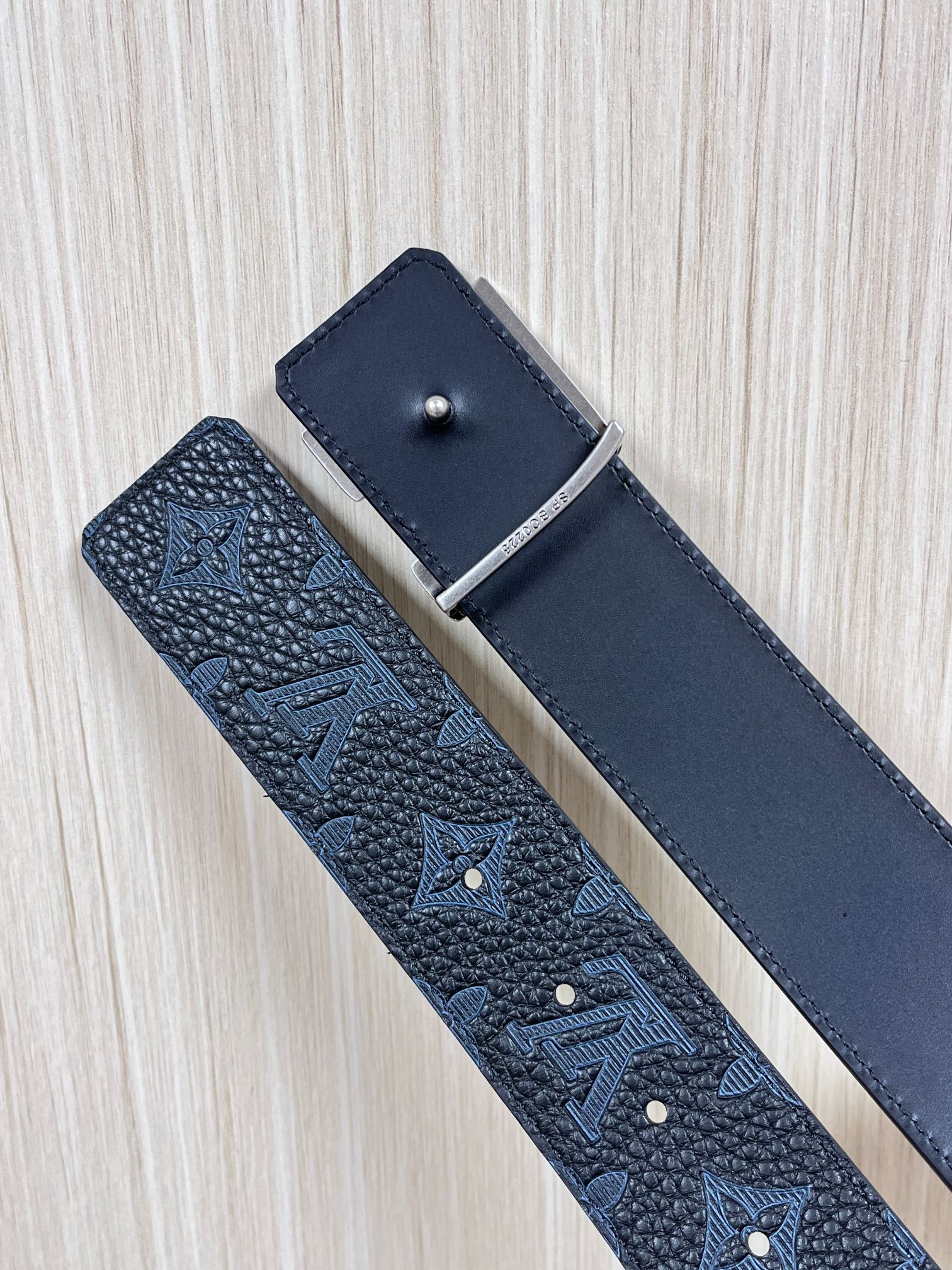 Louis Vuitton Basic Belt Cow Leather M-l