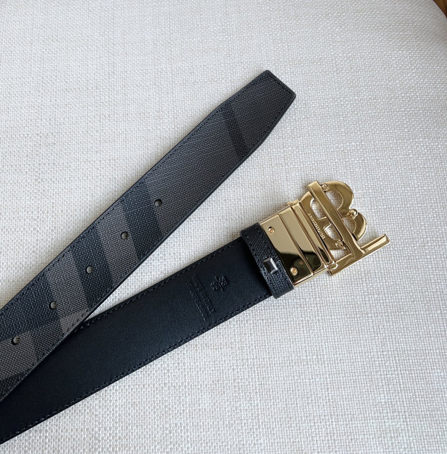 Burberry Basic Belt M-l
