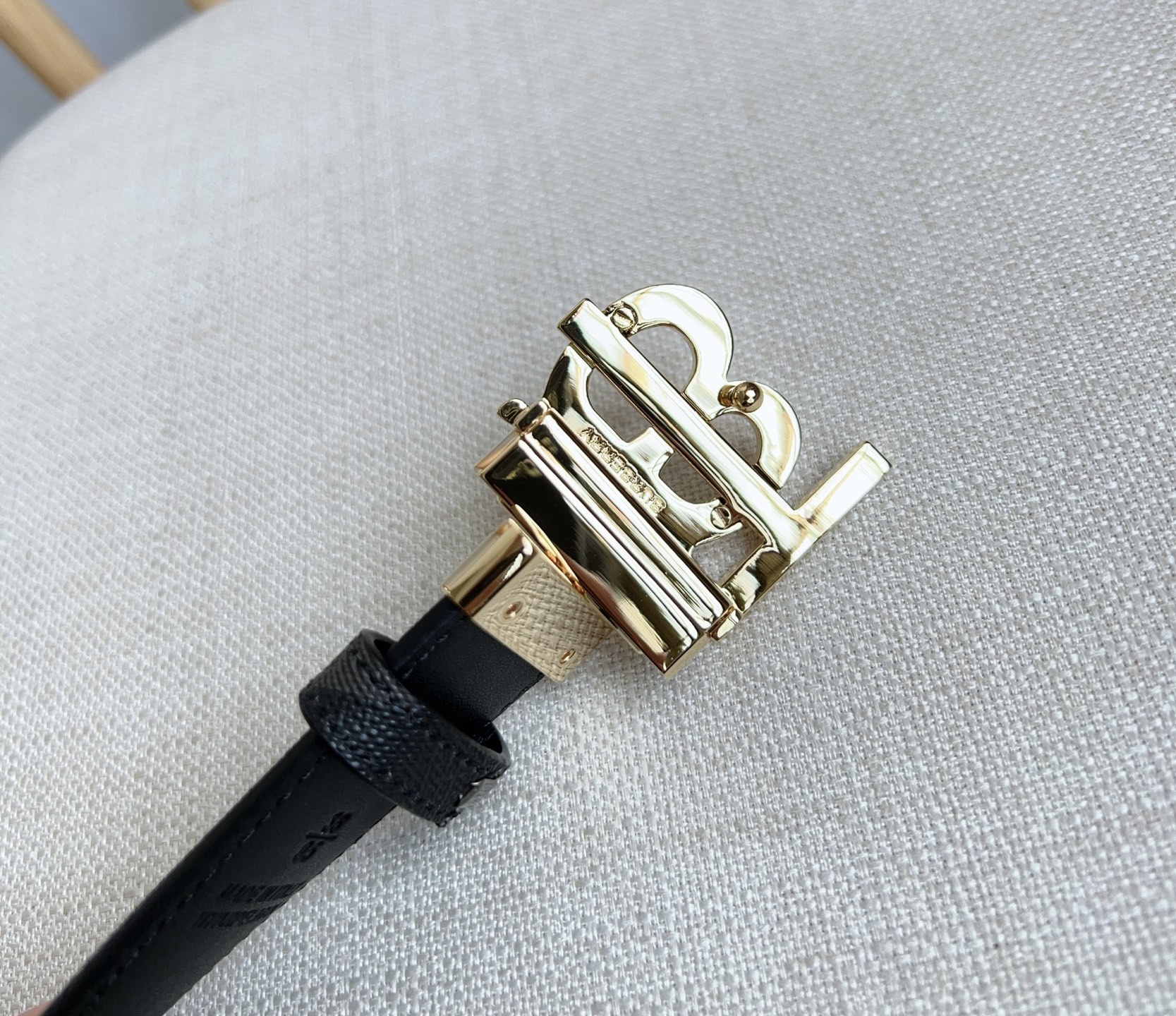 Burberry Basic Belt M-l