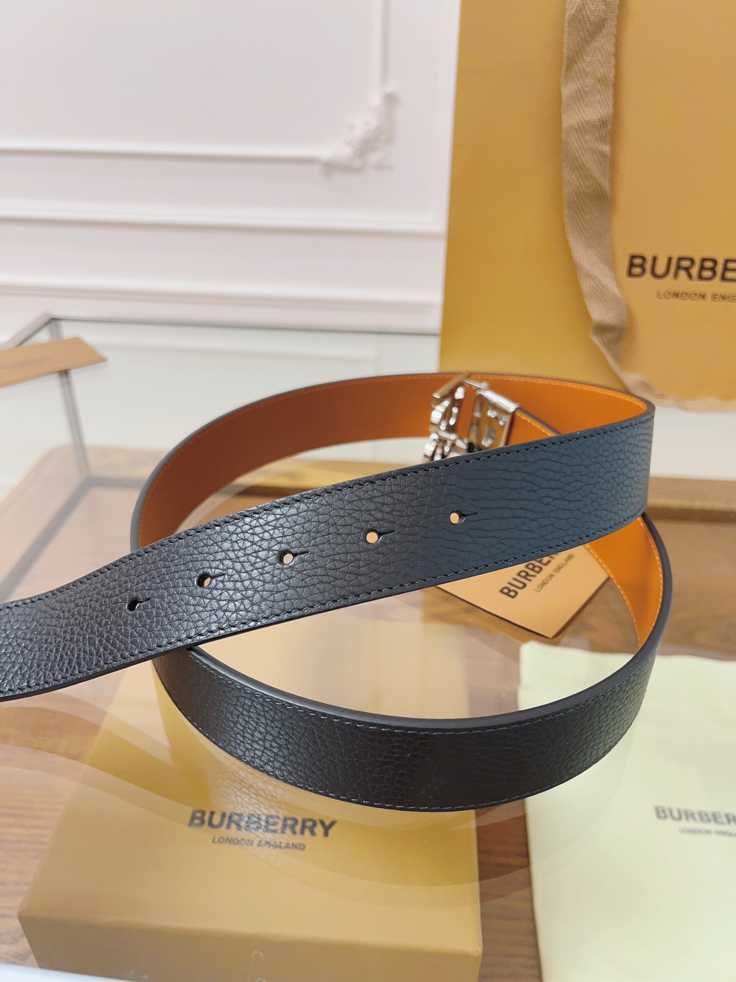 Burberry Basic Belt Black