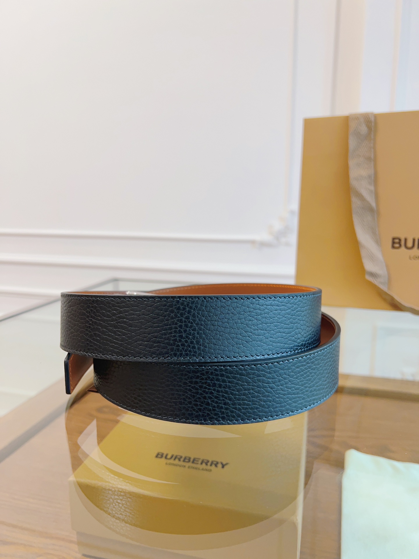 Burberry Basic Belt Black