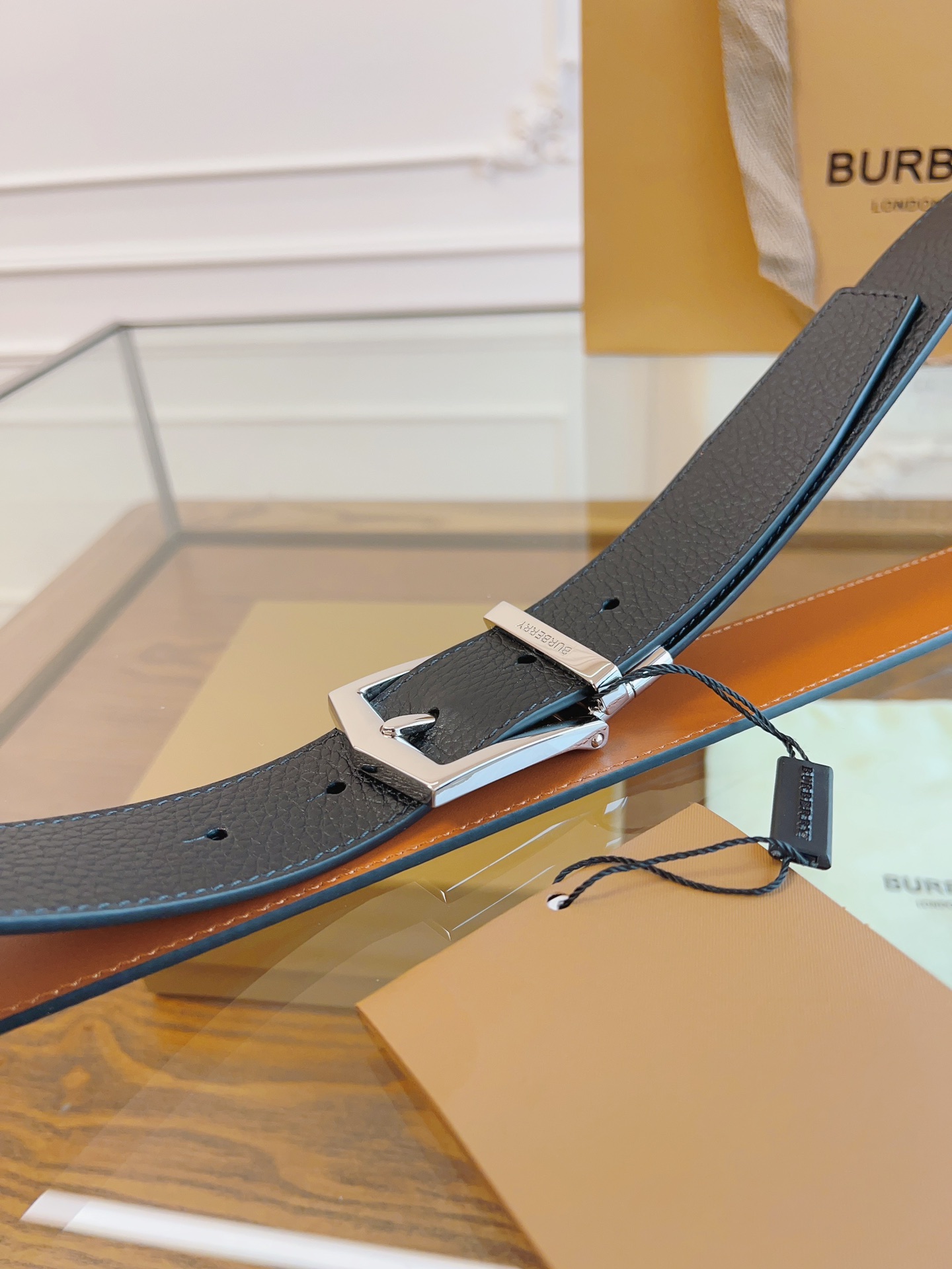 Burberry Basic Belt Black