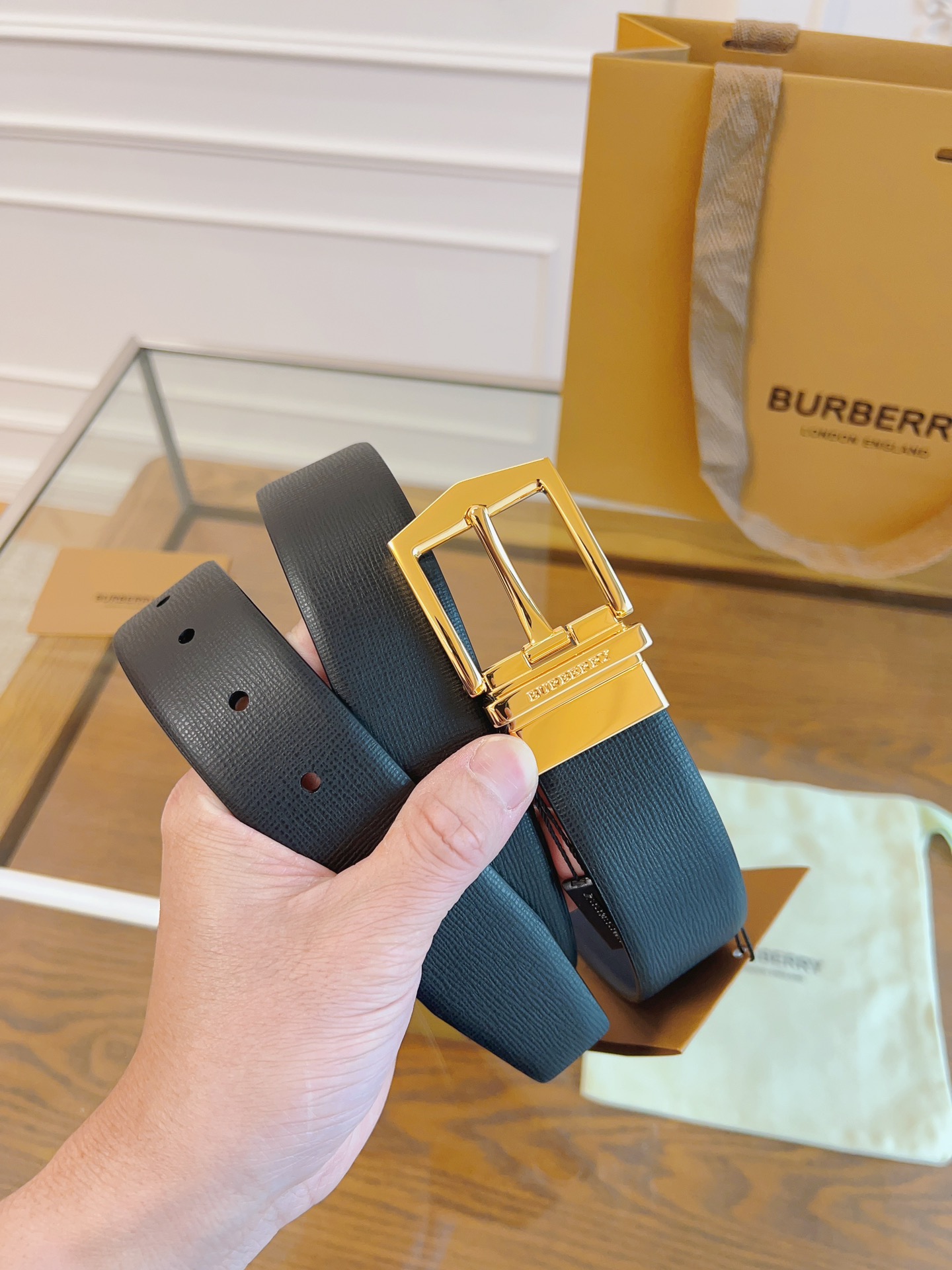 Burberry Basic Belt Black