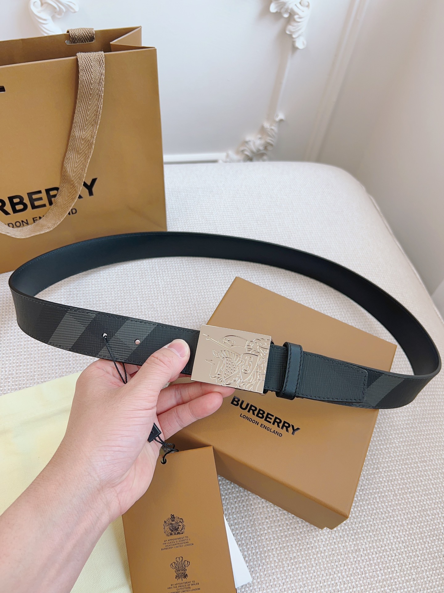 Burberry Basic Belt Cow Leather Black