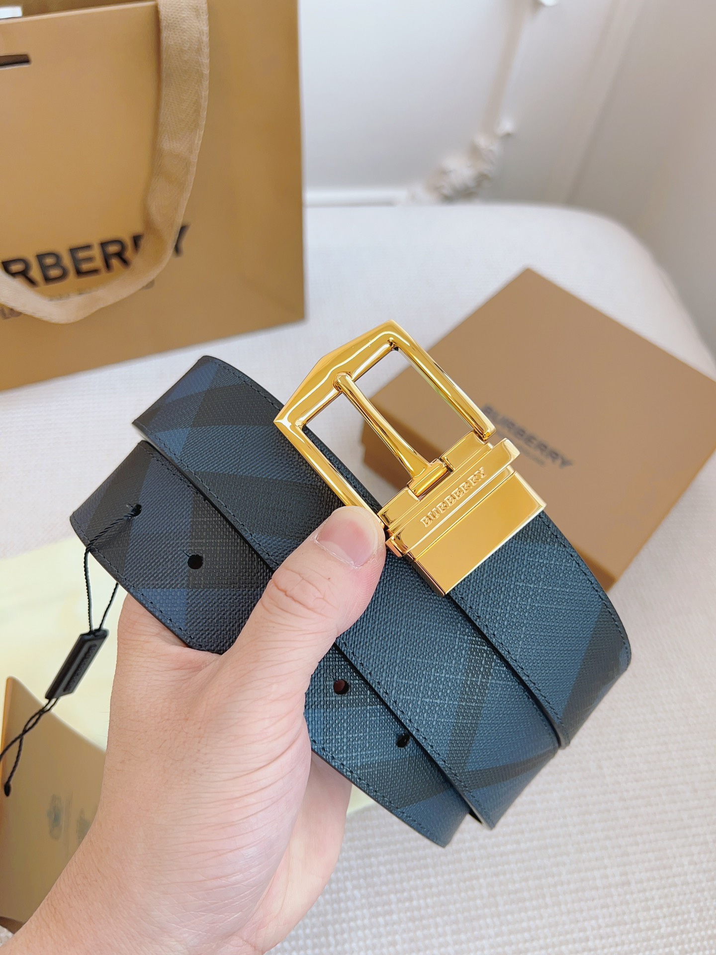 Burberry Basic Belt Cow Leather Black