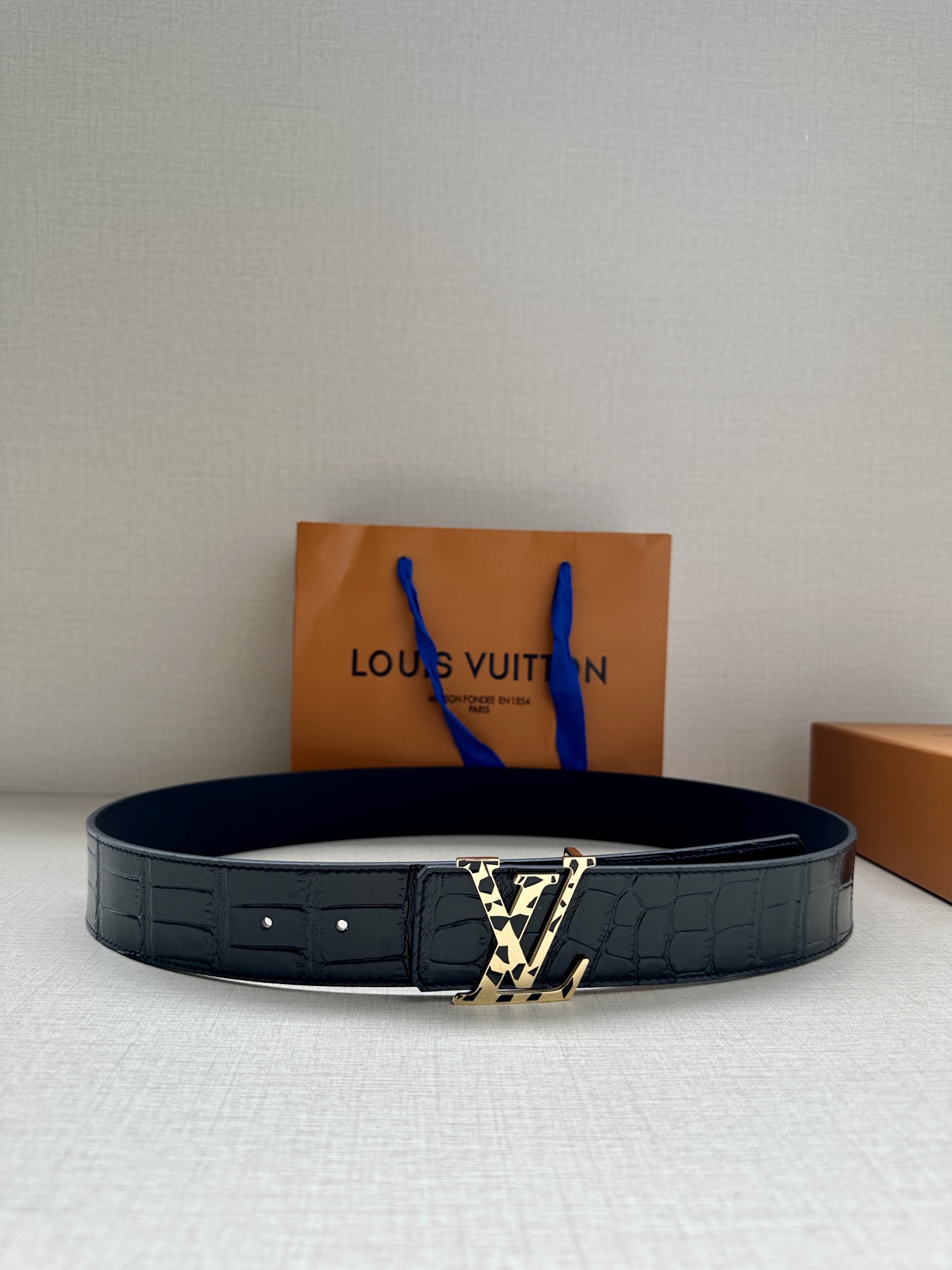 Louis Vuitton Basic Belt L