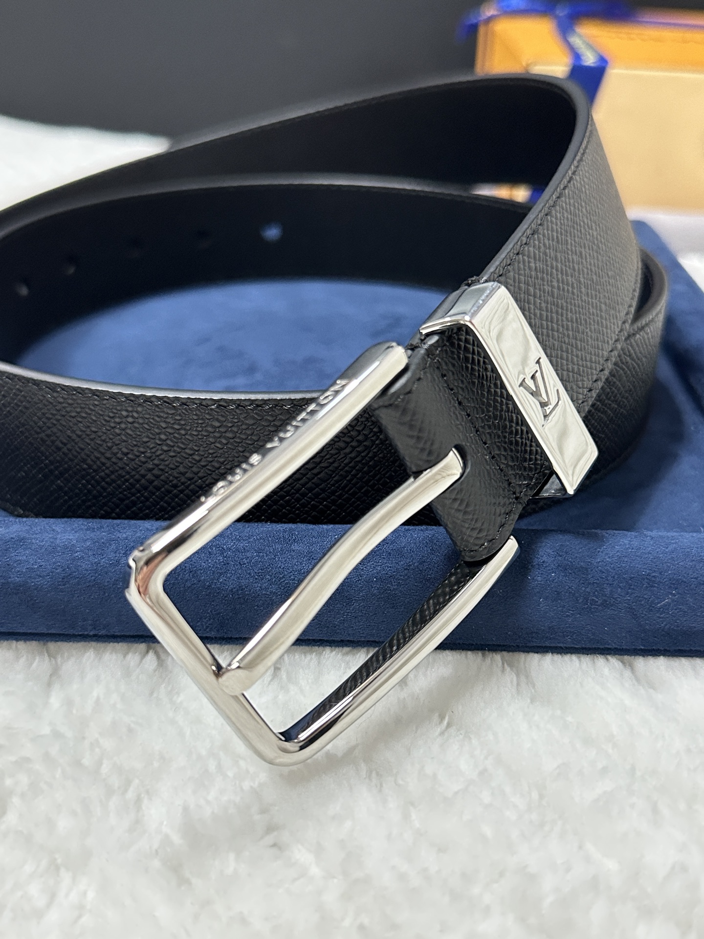 Louis Vuitton Basic Belt 13514-m-l