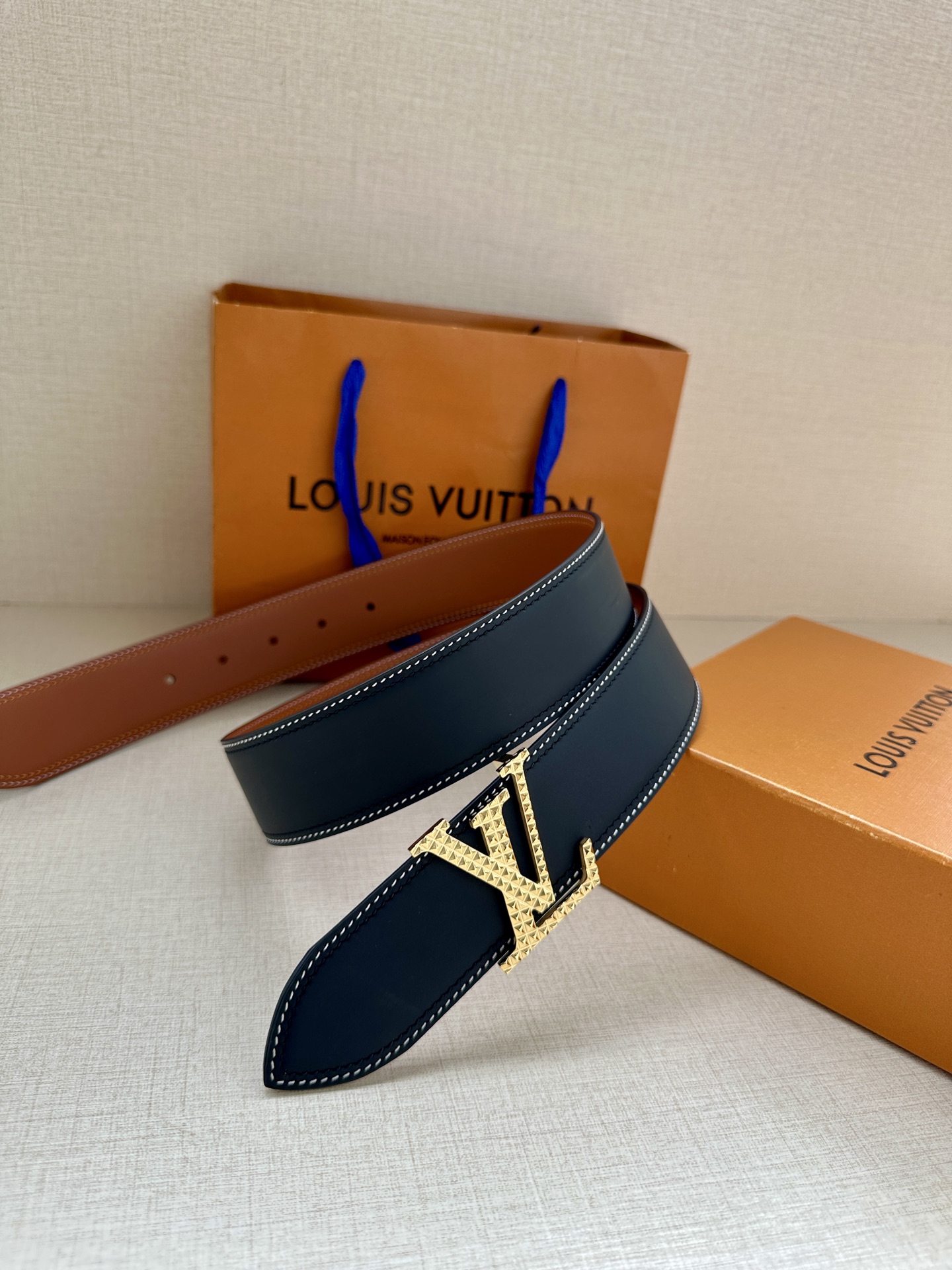Louis Vuitton Leather Belt Top Grain Leather Black Wide Width M-l